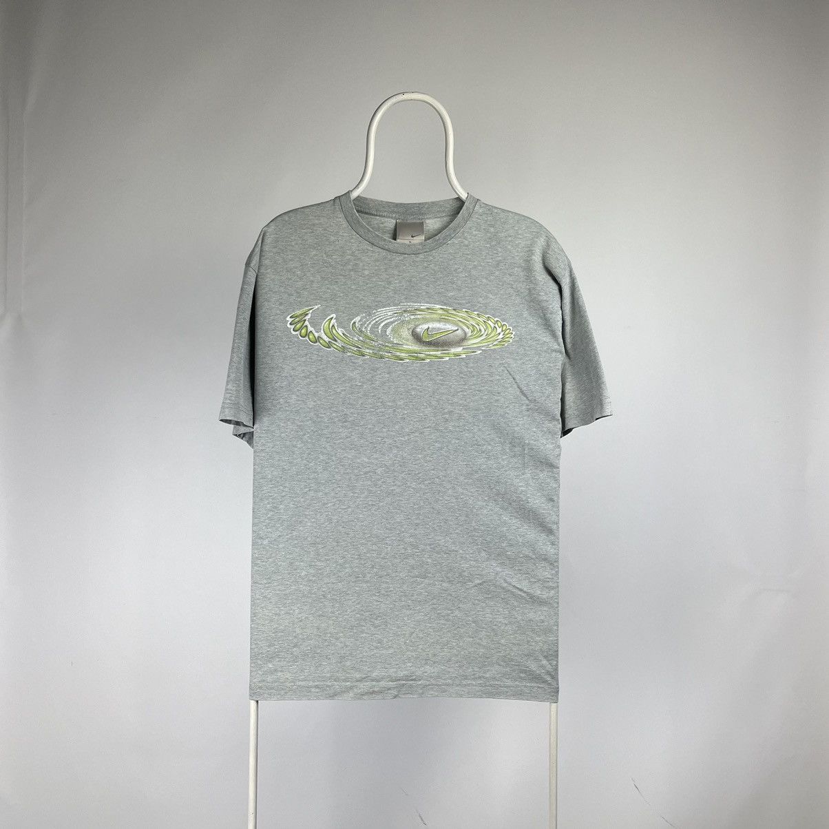 Nike Nike Tshirt ball size y2k gorpcore oakley style Size US XL / EU 56 / 4 - 1 Thumbnail