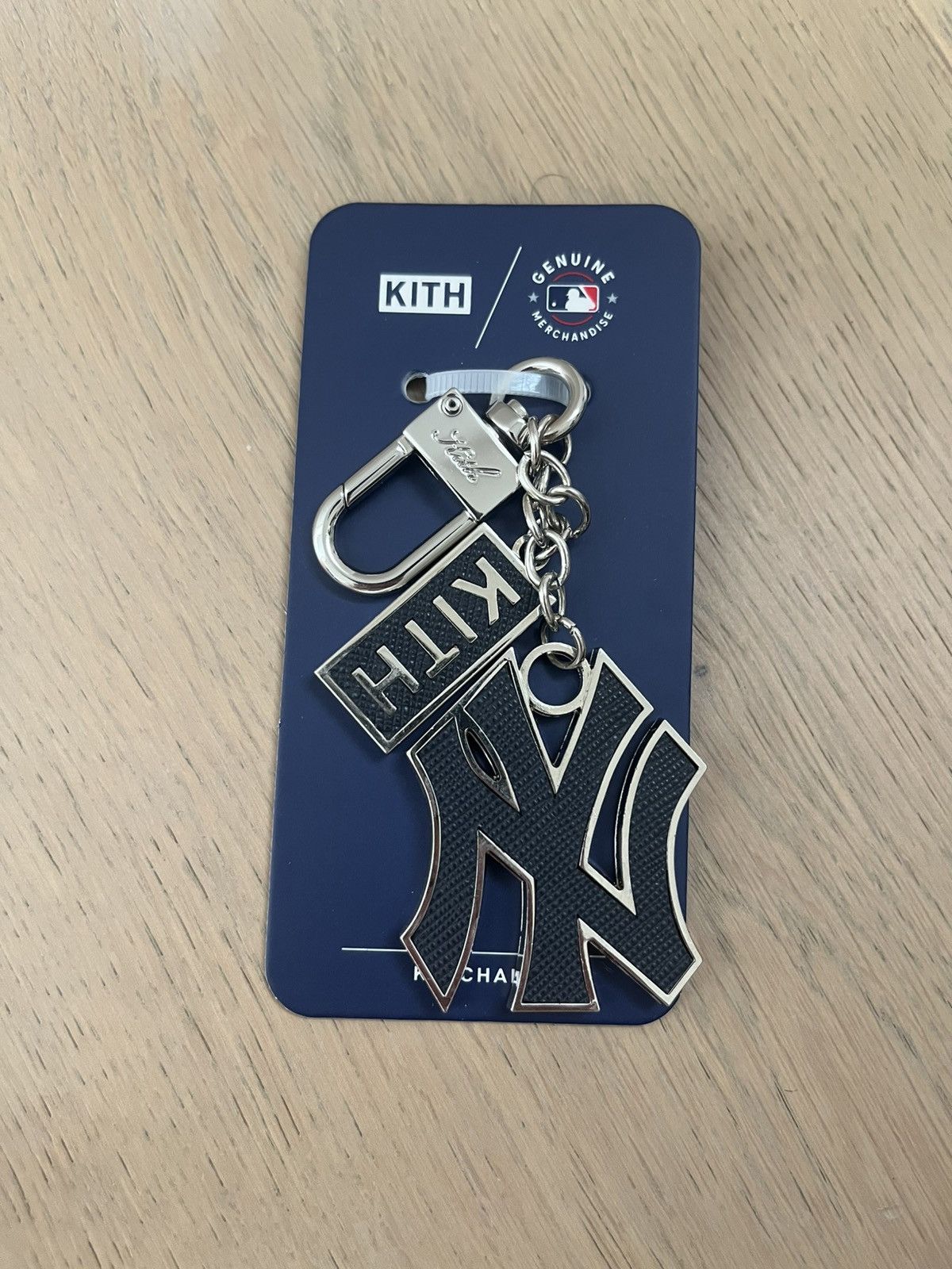 Kith Kith NY Yankees Keychain Size ONE SIZE - 1 Thumbnail