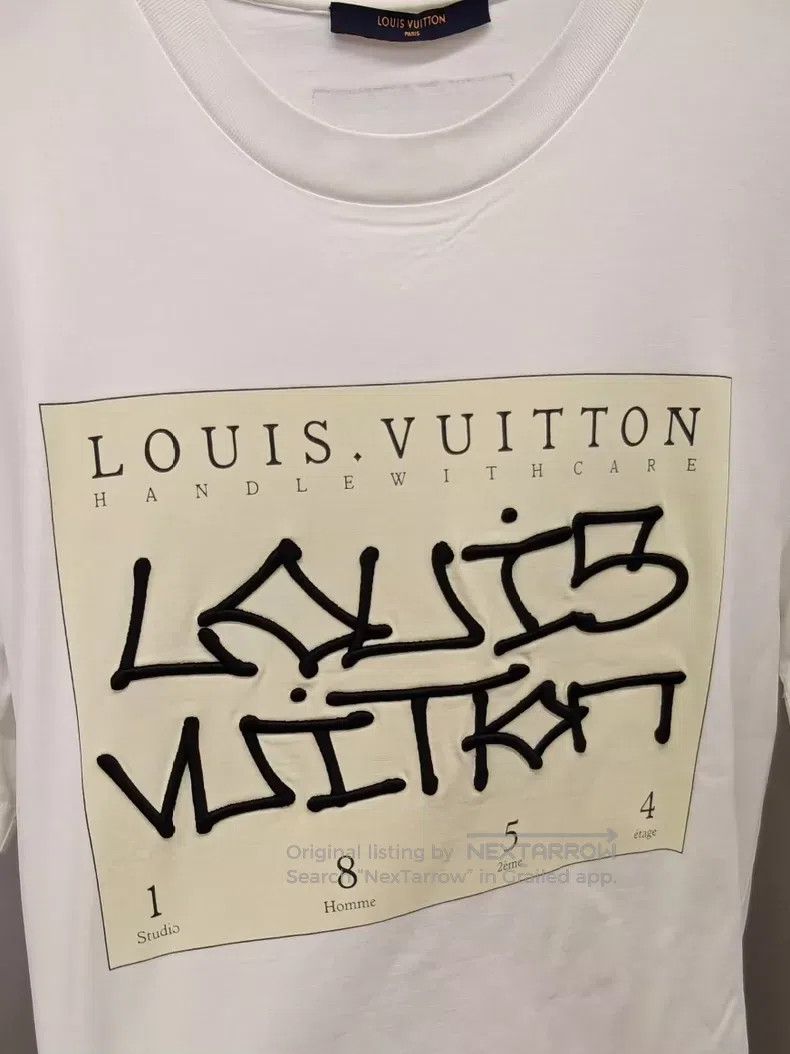 Louis Vuitton Louis Vuitton Embroidered monogrammed white short sleeve T Size US L / EU 52-54 / 3 - 8 Thumbnail