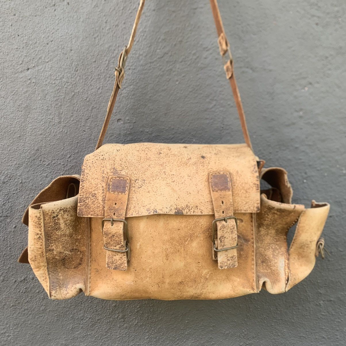 Genuine Leather Thrashed Vintage Genuine Leather Bag Size ONE SIZE - 2 Thumbnail