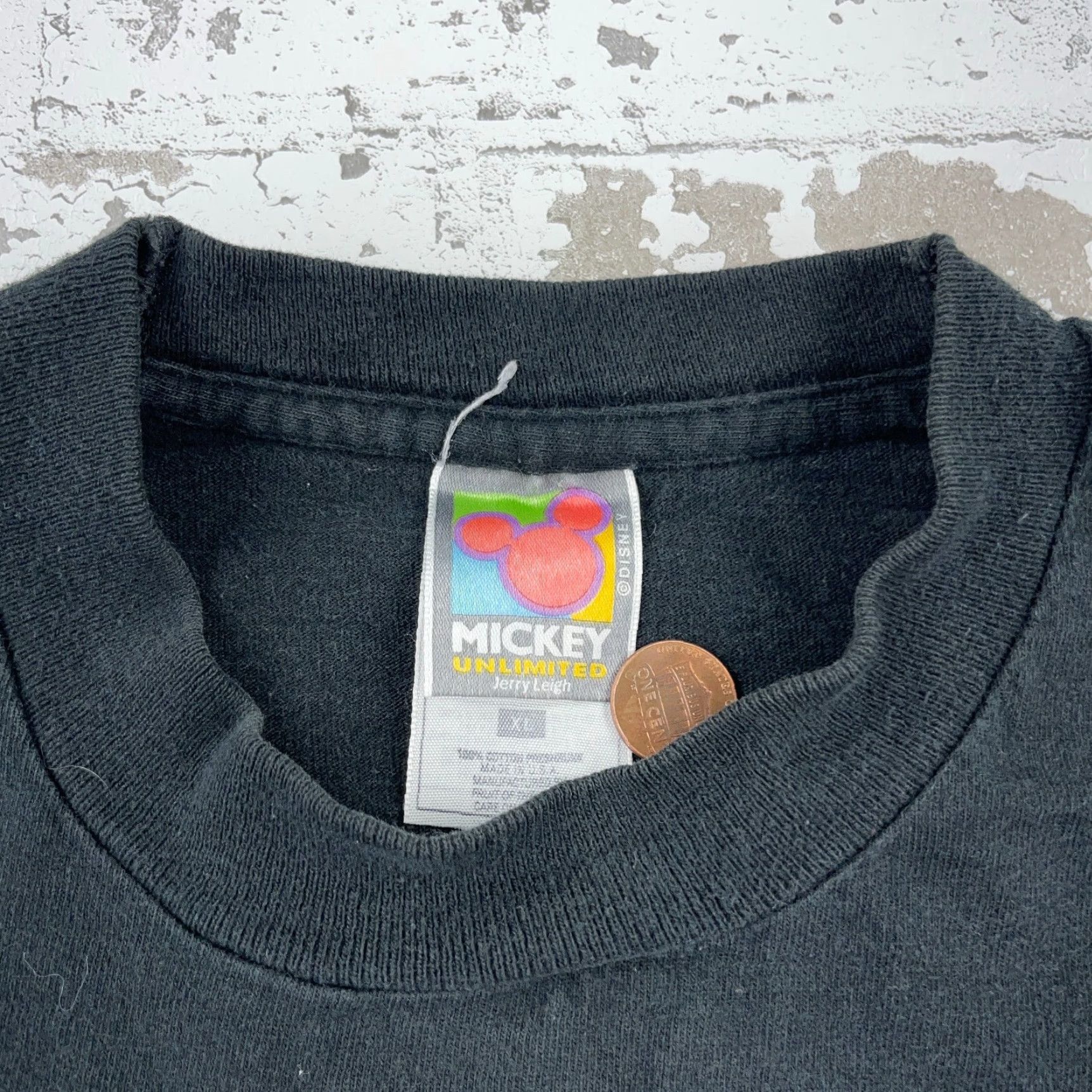 Mickey Unlimited VINTAGE Mickey Unlimited Disney Shirt Men XL Black Mickey Mouse Graphic Print 90s Classic Cartoon Brand Logo Size US XL / EU 56 / 4 - 2 Thumbnail