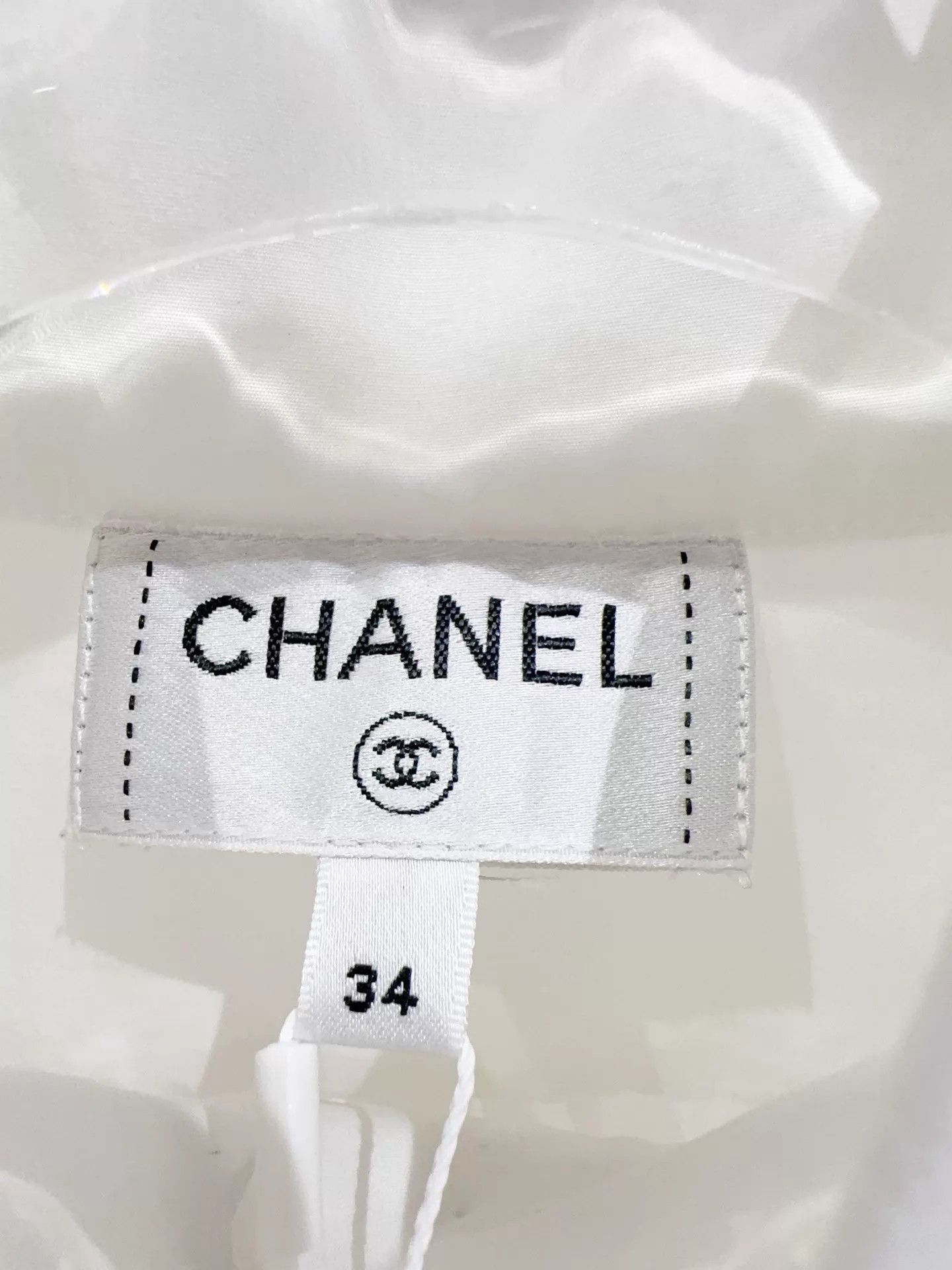 Chanel Chanel 25C 34 EU Top New w/ Tags Gold Buttons Size XS / US 0-2 / IT 36-38 - 2 Thumbnail