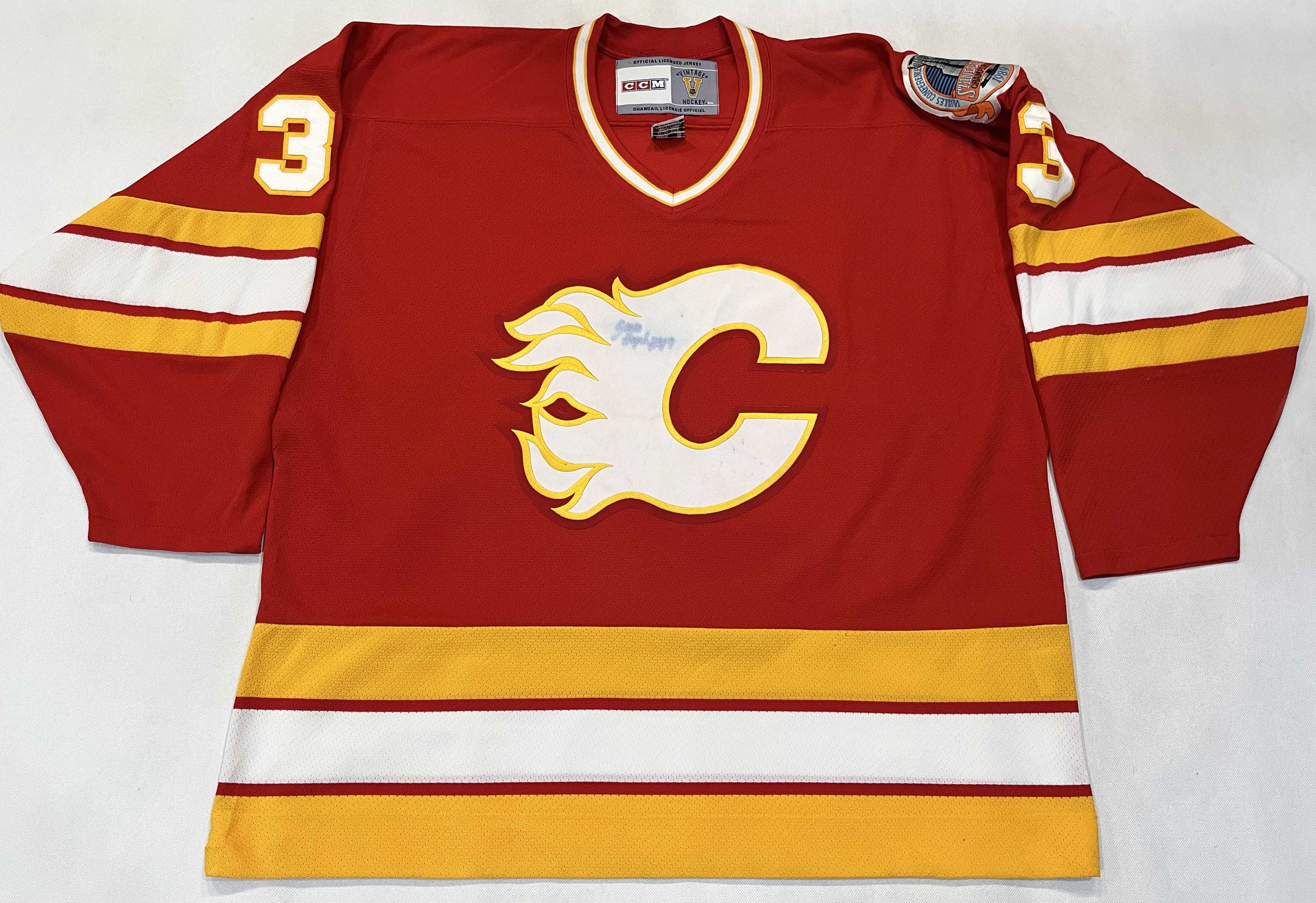 Ccm × NHL CCM Vintage Calgary Flames ZALAPSKI #33 NHL Hockey Jersey Size US XL / EU 56 / 4 - 2 Thumbnail