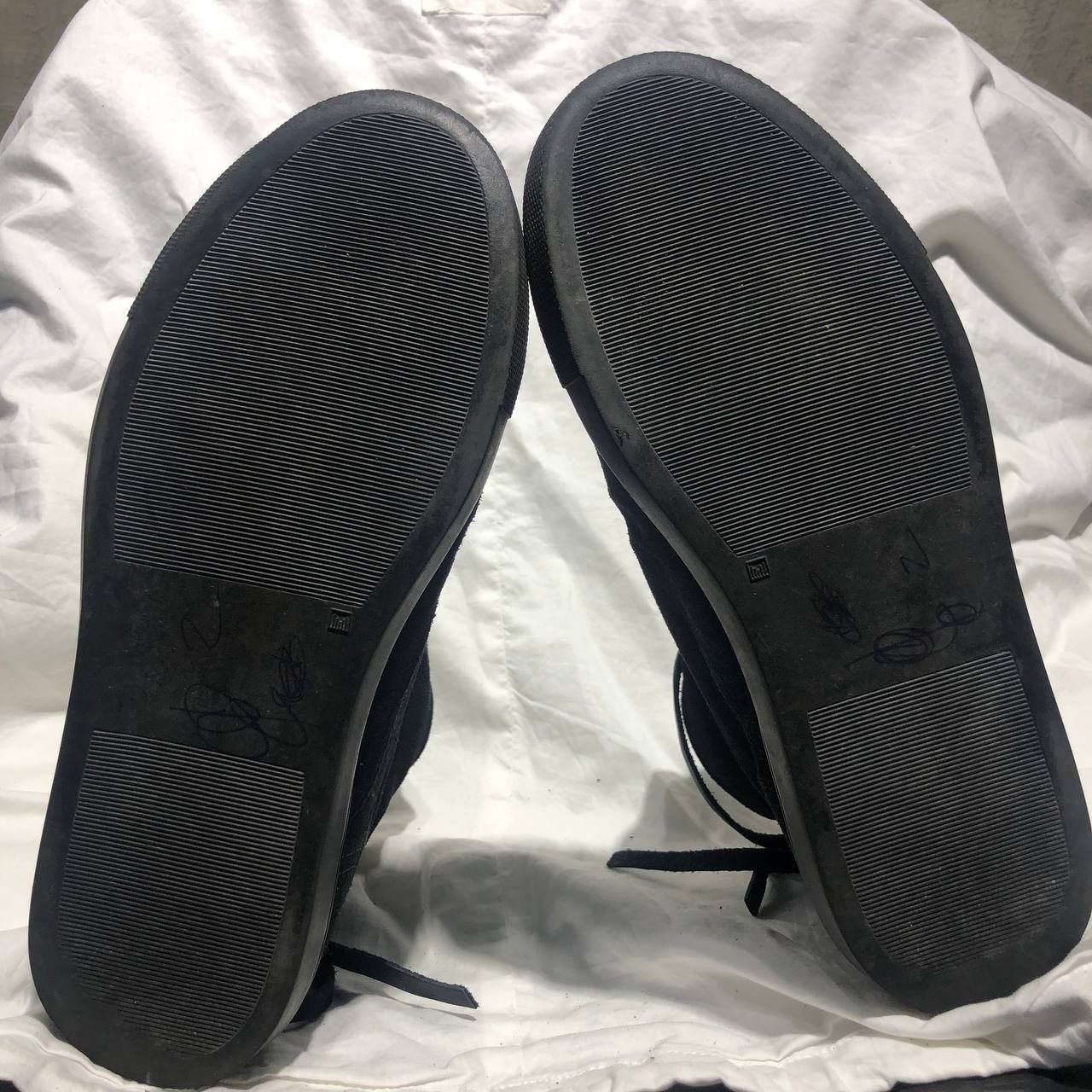 Maison Margiela Maison Margiela MM6 Suede Mid top sneakers Size US 4 / IT 34 - 8 Thumbnail