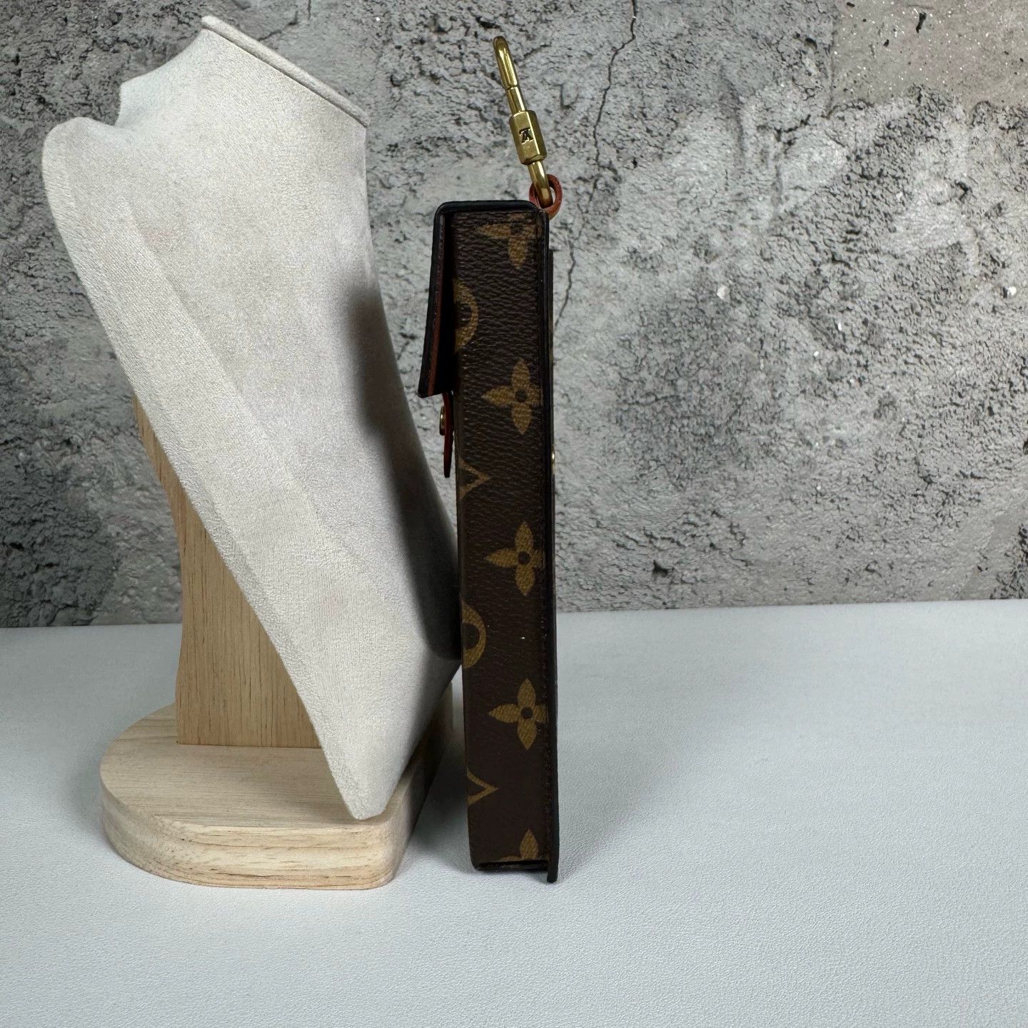 Louis Vuitton Louis Vuitton Cigar Box 99 New Size ONE SIZE - 3 Thumbnail