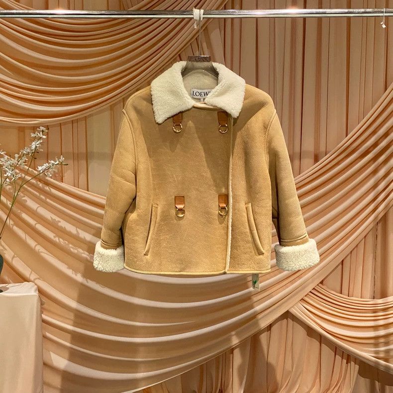 Loewe LOEWE Classic fur and short coat Size XS / US 0-2 / IT 36-38 - 2 Thumbnail