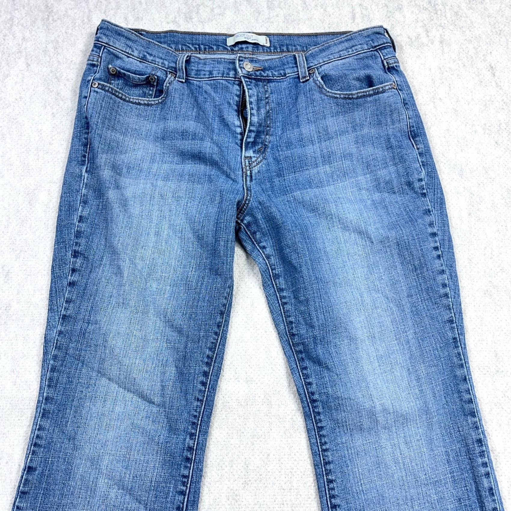 Levi's VINTAGE Levi's 515 Jeans Women 14 Mid Rise Boot Cut 34x28 Blue Regular Denim Size 36" / US 14 / IT 50 - 3 Thumbnail
