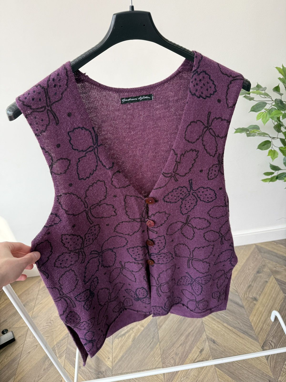 Gudrun Sjoden Vintage Gudrun Sjoden Womens Wool Knit Vest Floral Pattern Size M / US 6-8 / IT 42-44 - 6 Thumbnail