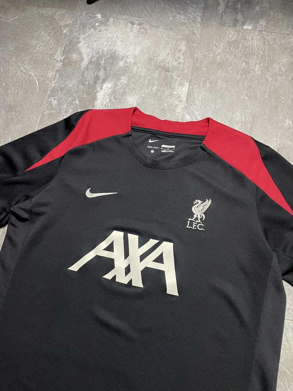 Nike Nike Liverpool 2024 2025 Training Shirt Soccer Jersey Size L Size US L / EU 52-54 / 3 - 2 Thumbnail