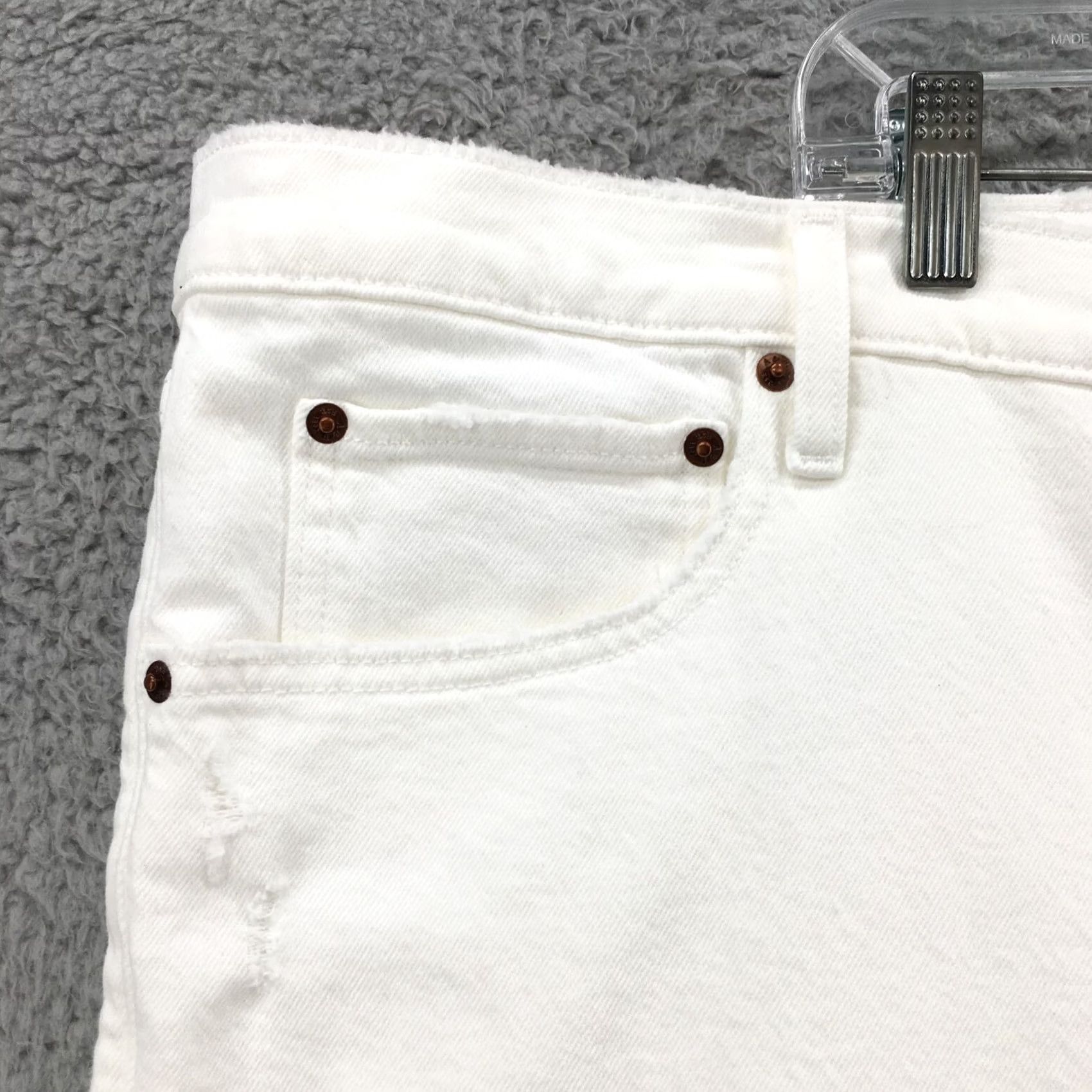 Abercrombie & Fitch Abercrombie & Fitch The Mom Jeans Womens 37/24s White Distressed Zip Fly Jeans Mens Womens? Size 25" / US 0 / IT 36 - 4 Thumbnail