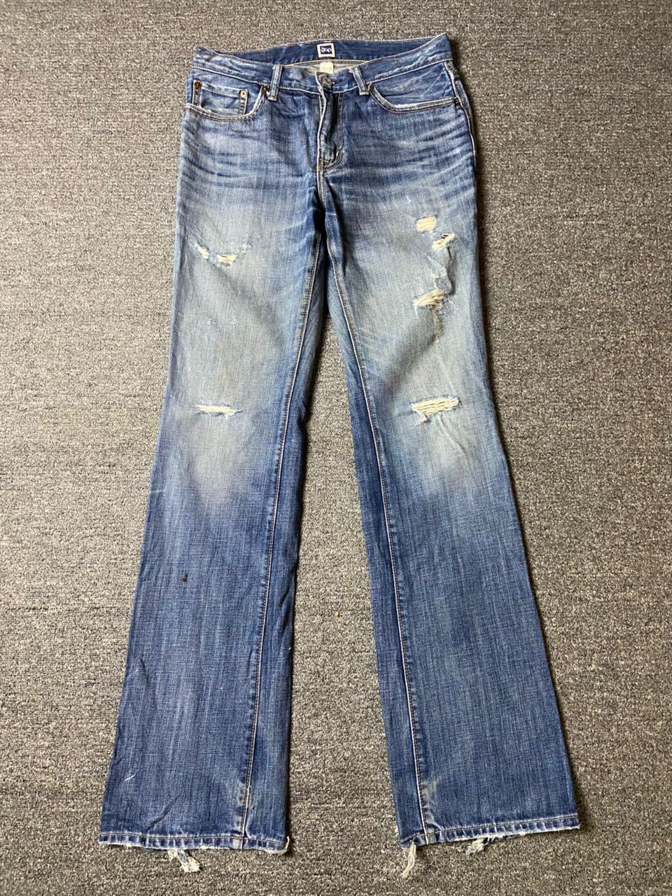Gap × Vintage GAP 1969 Slim Fit Bootcut Ripped Jeans (123) Size US 30 / EU 46 - 1 Thumbnail