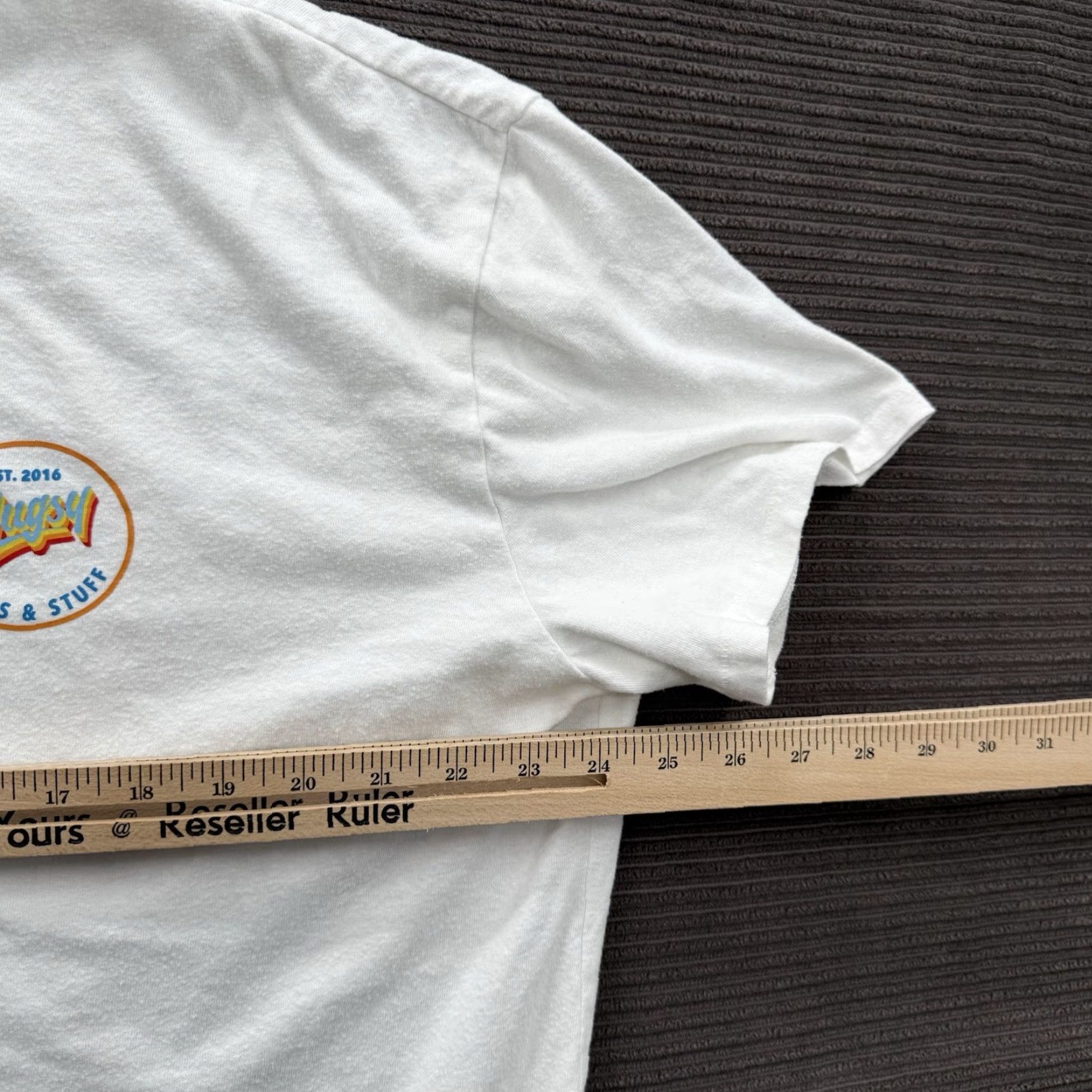 Vintage Mugsy T-Shirt Men 2XL White Cotton Short Sleeve Crew Neck Logo Casual Size US XXL / EU 58 / 5 - 4 Thumbnail