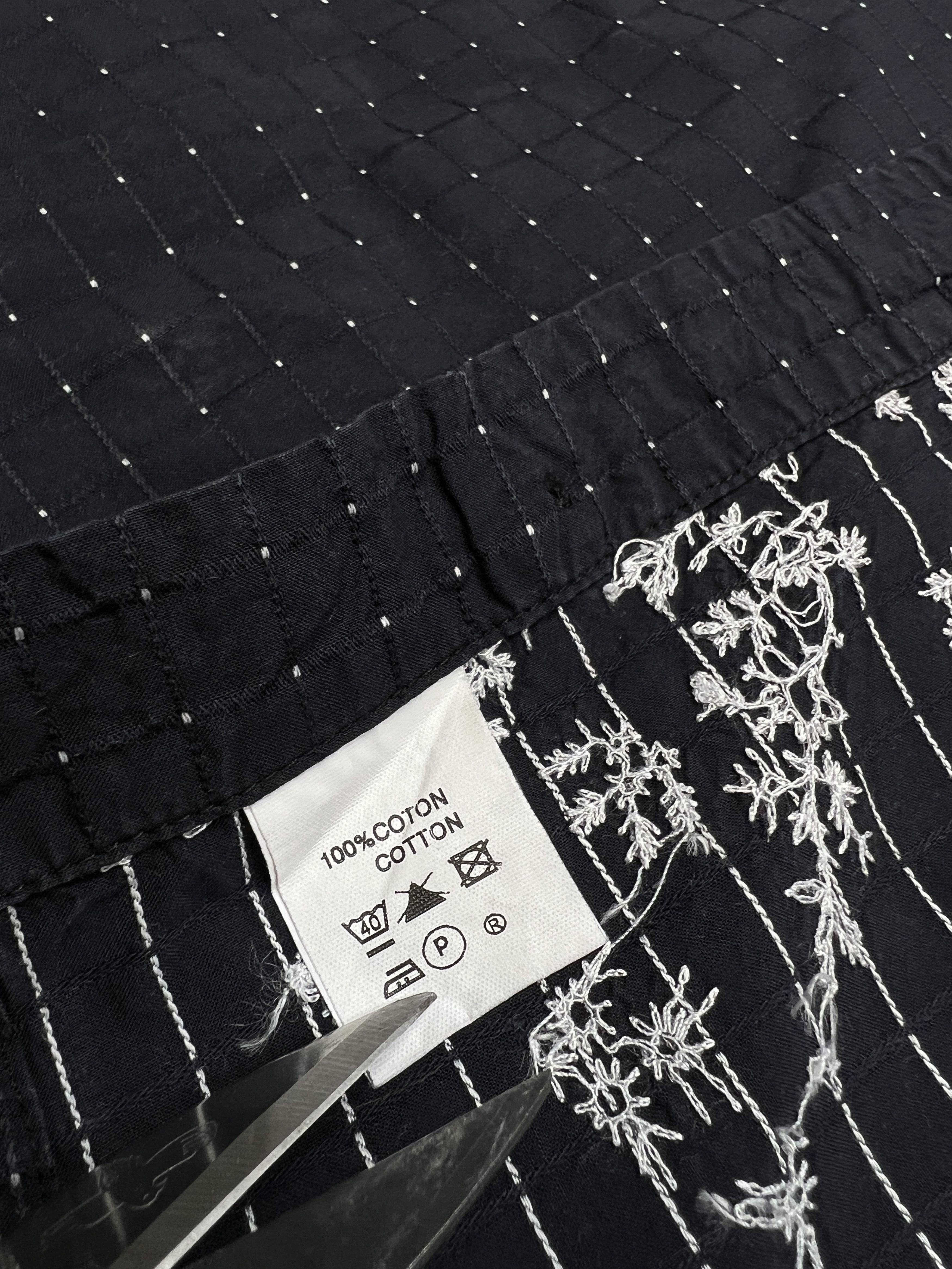 Christian Lacroix Vintage Christian Lacroix Homme Embroidered Button Up Shirt Size US M / EU 48-50 / 2 - 9 Thumbnail