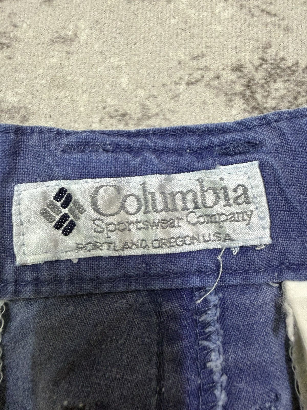 Columbia Vintage Columbia Outdoor Cargo Short Pants Faded Colour Size US 29 - 8 Thumbnail