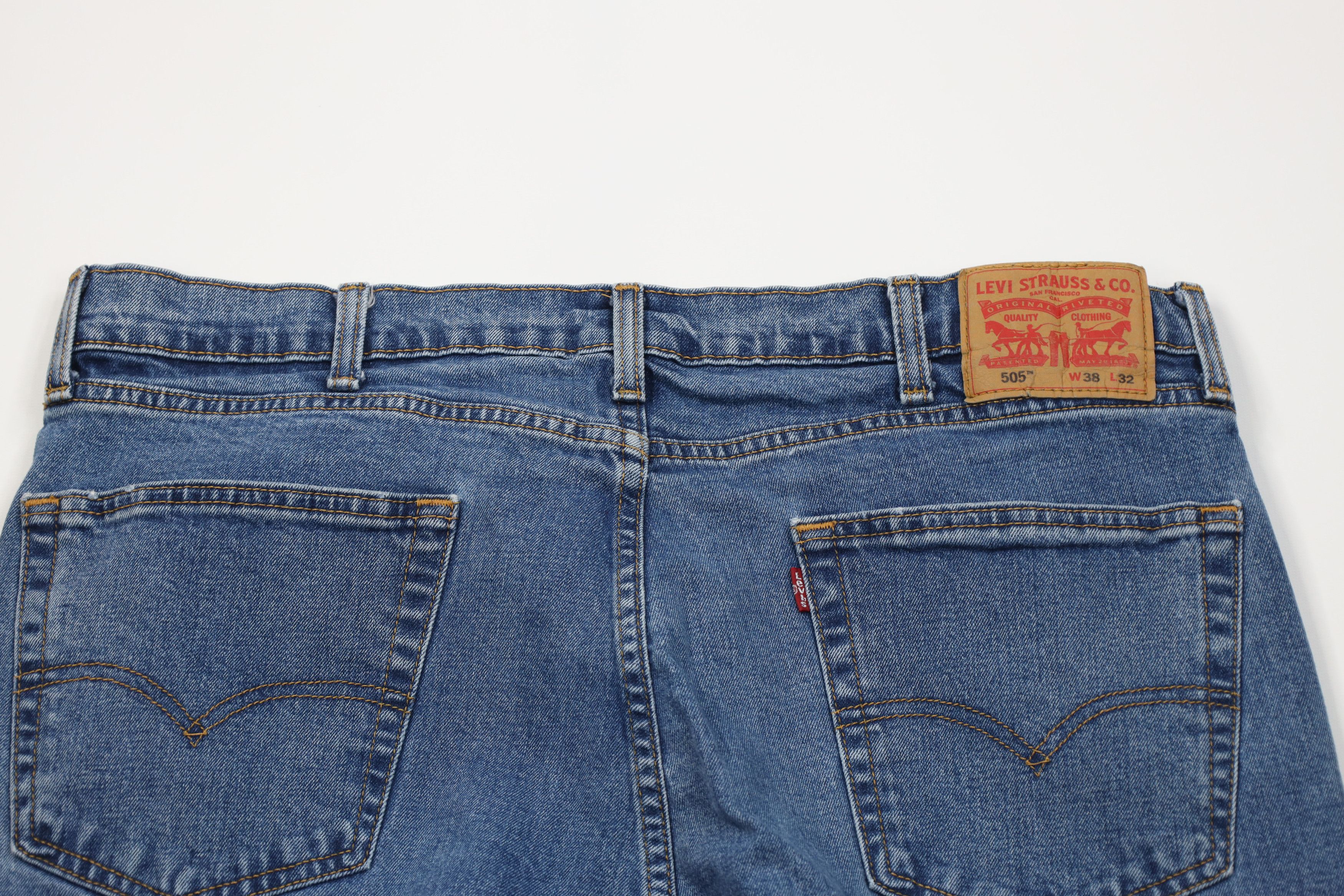 Levi's Vintage Y2K Levis 505 Regular Straight Leg Denim Jeans Size US 38 / EU 54 - 12 Thumbnail