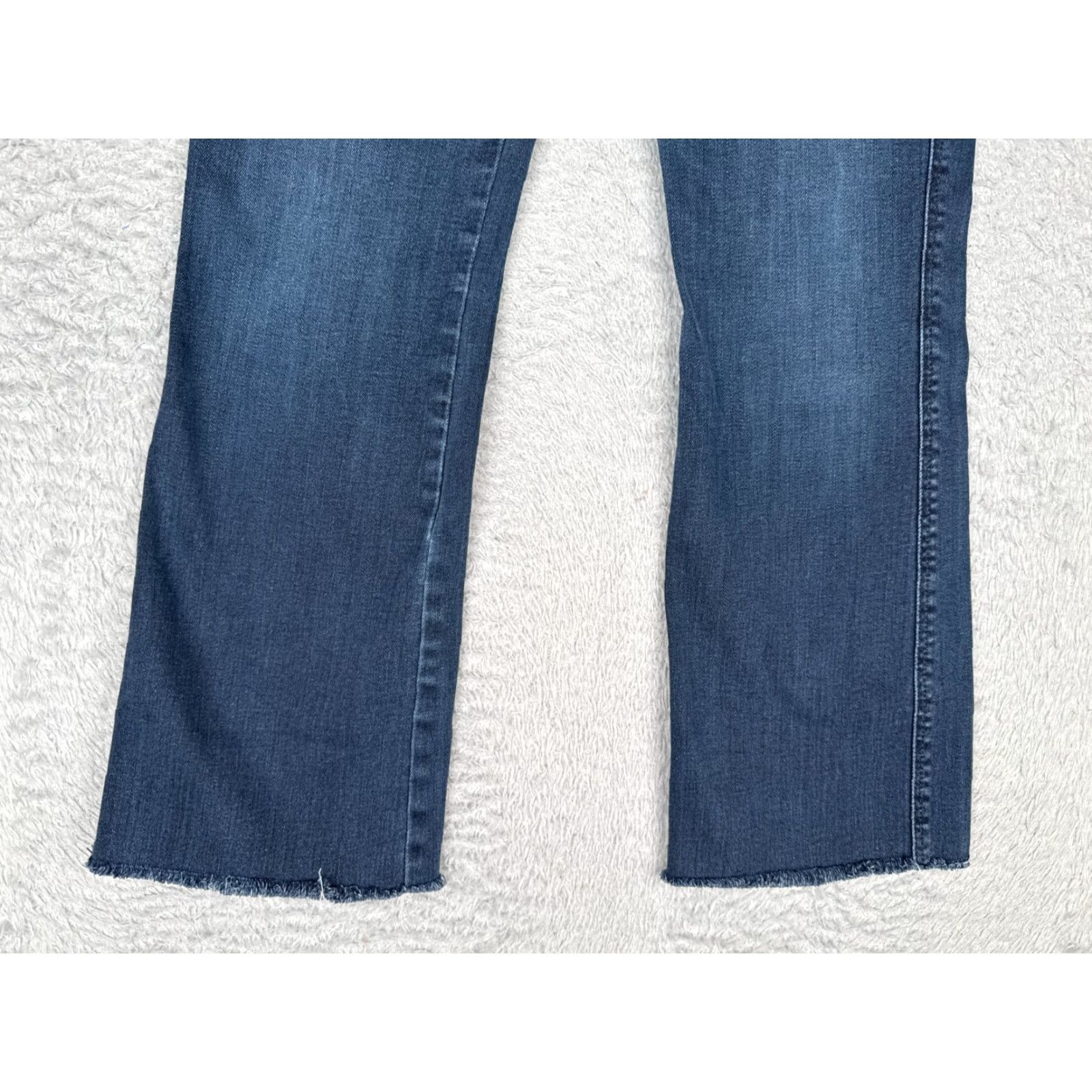 7 For All Mankind 7 For All Mankind Jeans Womens 27x27 Blue Denim Kimmie Bootcut Low Rise Dark Raw Size 27" / US 4 / IT 40 - 2 Thumbnail