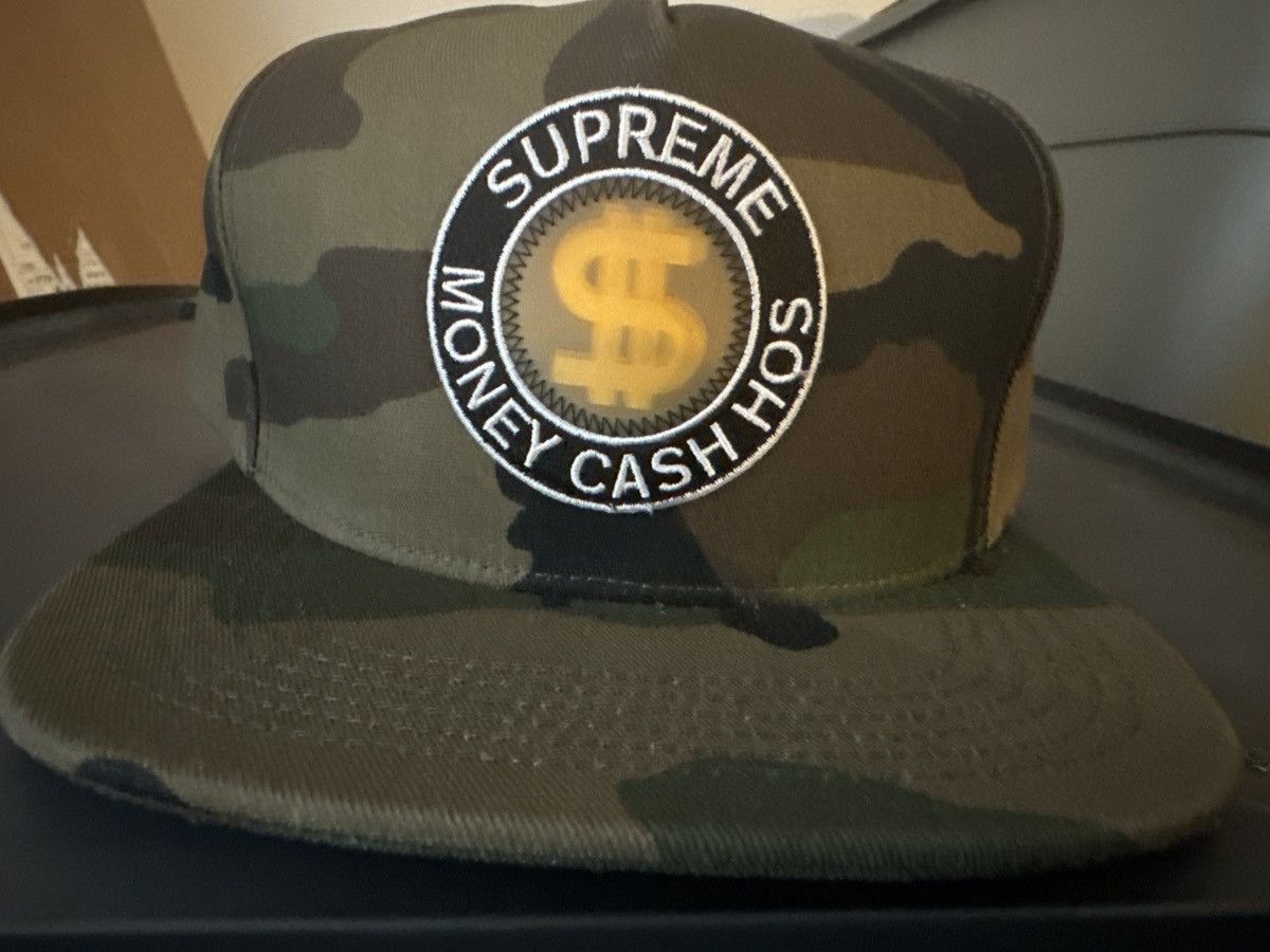 Supreme Supreme Hologram Cap 5-Panel Money Cash Hoes Camo Size ONE SIZE - 1 Thumbnail