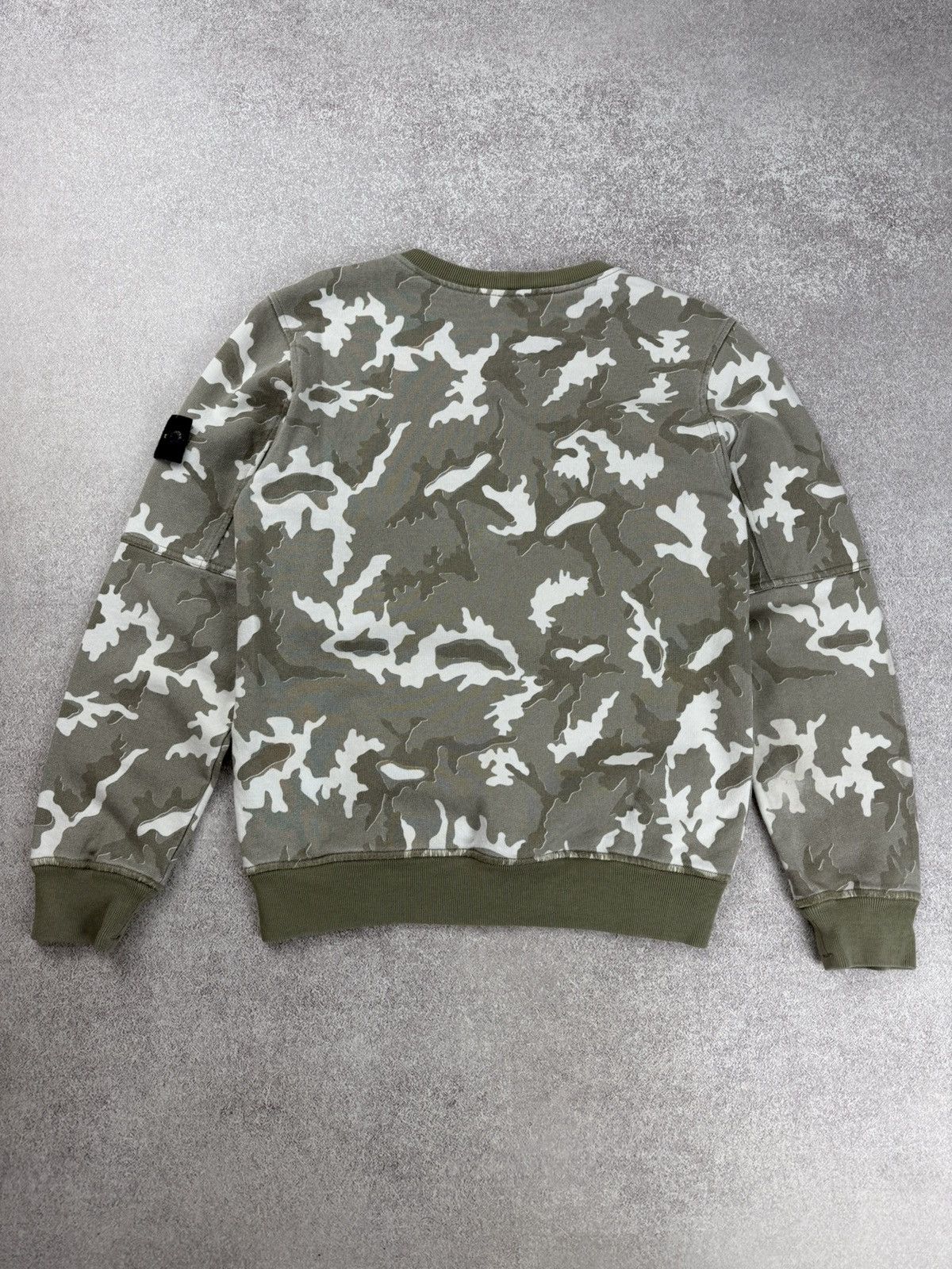 Stone Island Stone Island Junior Camo Print Crewneck Sweatshirt Size 10 Size US XXS / EU 40 - 12 Thumbnail