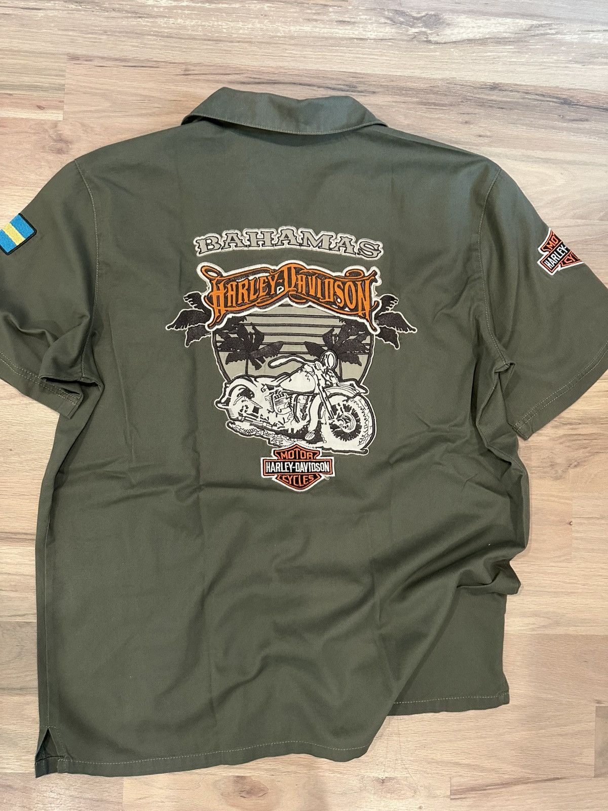 Harley Davidson Vintage Y2K Harley Davidson Bahamas Embroidered Button Up Size US M / EU 48-50 / 2 - 1 Thumbnail