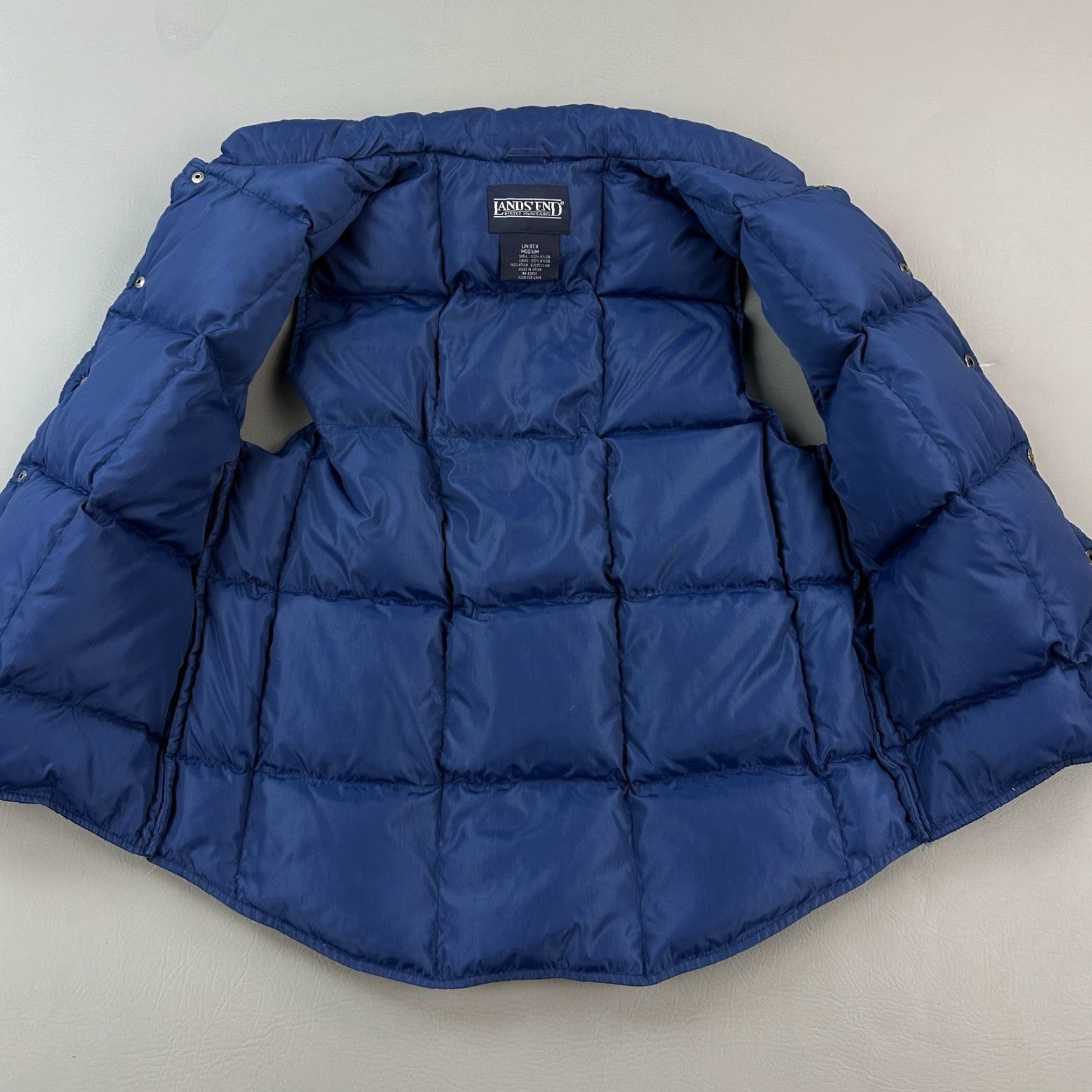 Lands' End VINTAGE Lands End Vest Unisex Medium Blue Goose Down Quilted Snap Front Puffer Size US M / EU 48-50 / 2 - 2 Thumbnail
