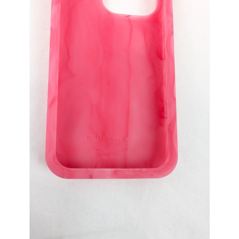 Bottega Veneta o1rshd1 Size: OS / Cover I Phone 14 Pro Rubber in Red Mash Size ONE SIZE - 9 Thumbnail