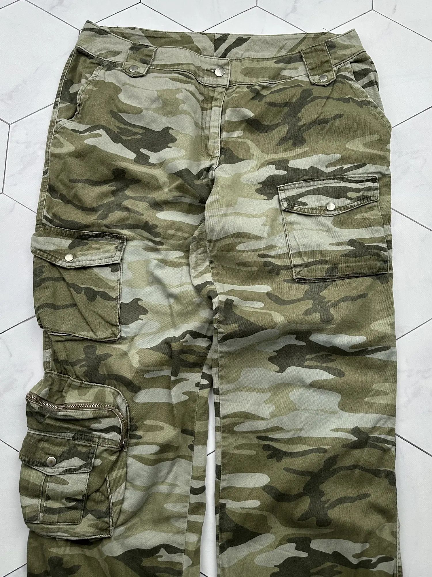 Japanese Brand Vintage Bondage Cargo Pants E2 Size US 34 / EU 50 - 2 Thumbnail