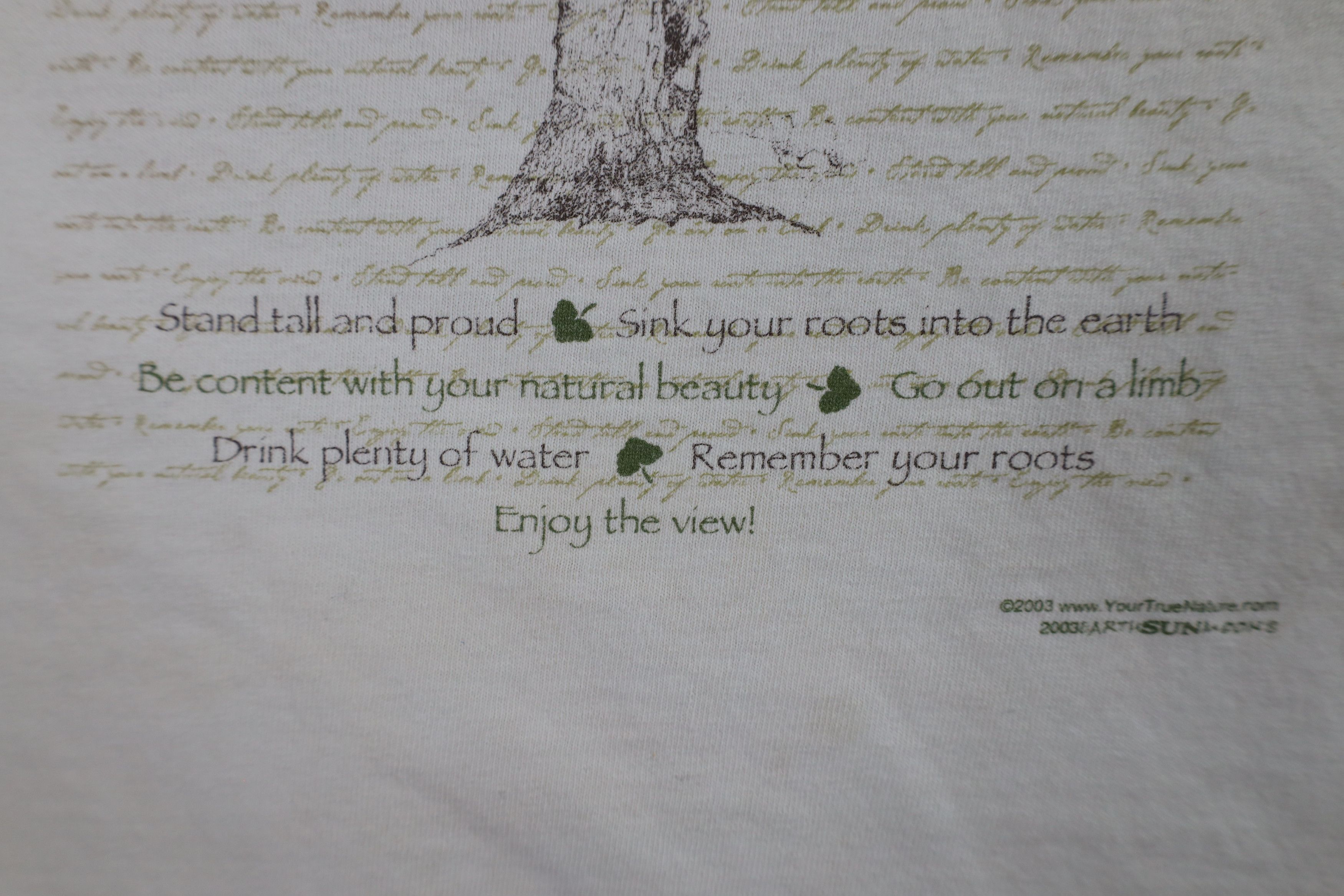 Vintage Vintage Y2K 2003 Streetwear From A Tree Nature T-Shirt Cream Size US L / EU 52-54 / 3 - 7 Thumbnail