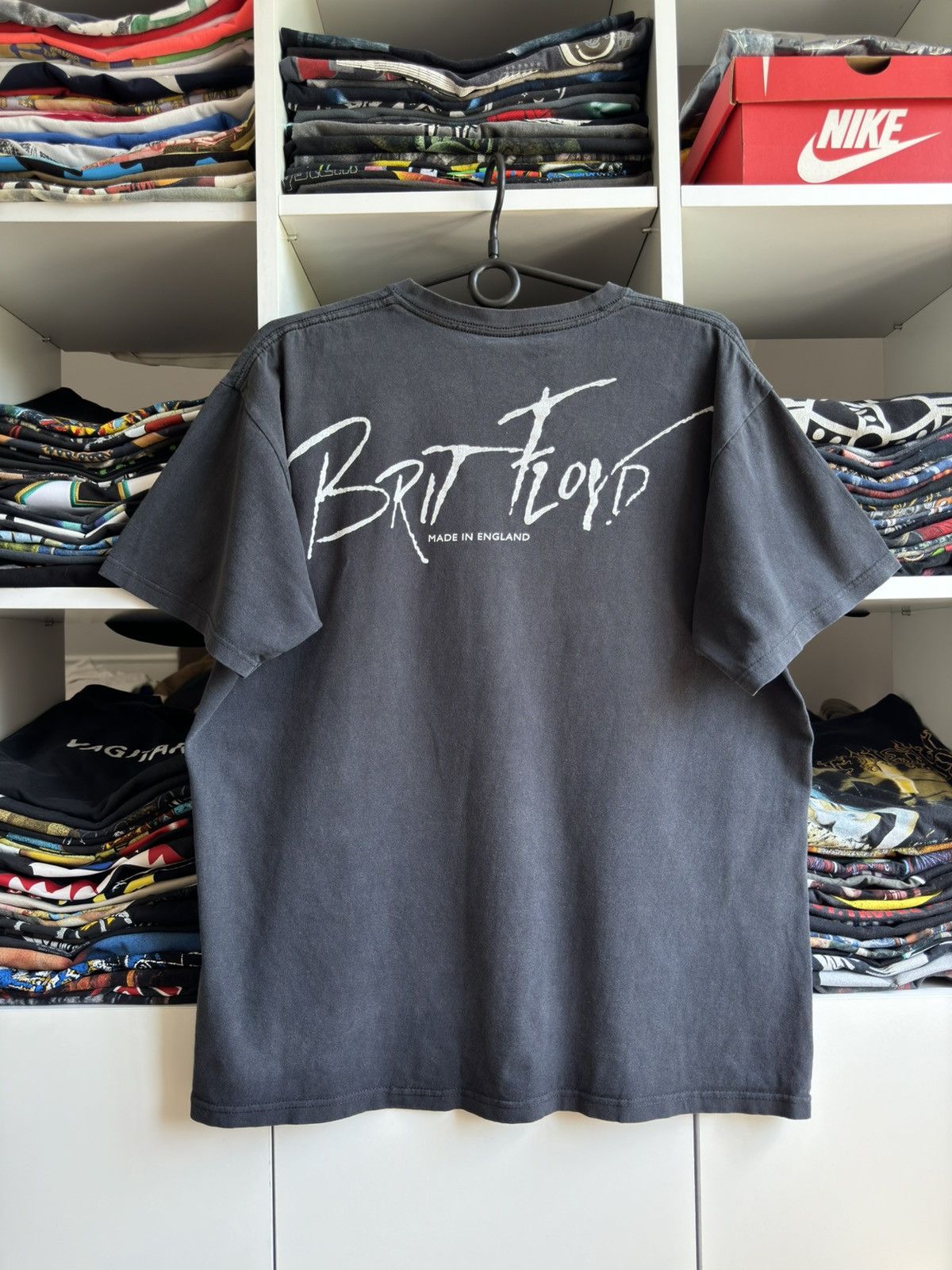 Band Tees Vintage Pink Floyd Brit Floyd Band Tee T Shirt Size US L / EU 52-54 / 3 - 4 Thumbnail