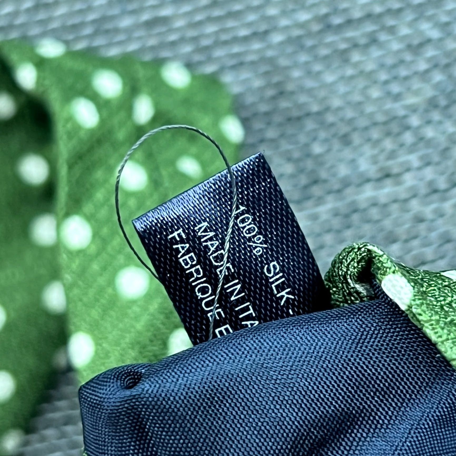 Suitsupply SUITSUPPLY Mens 100% Silk Green Tie Polka Dot Size ONE SIZE - 6 Thumbnail