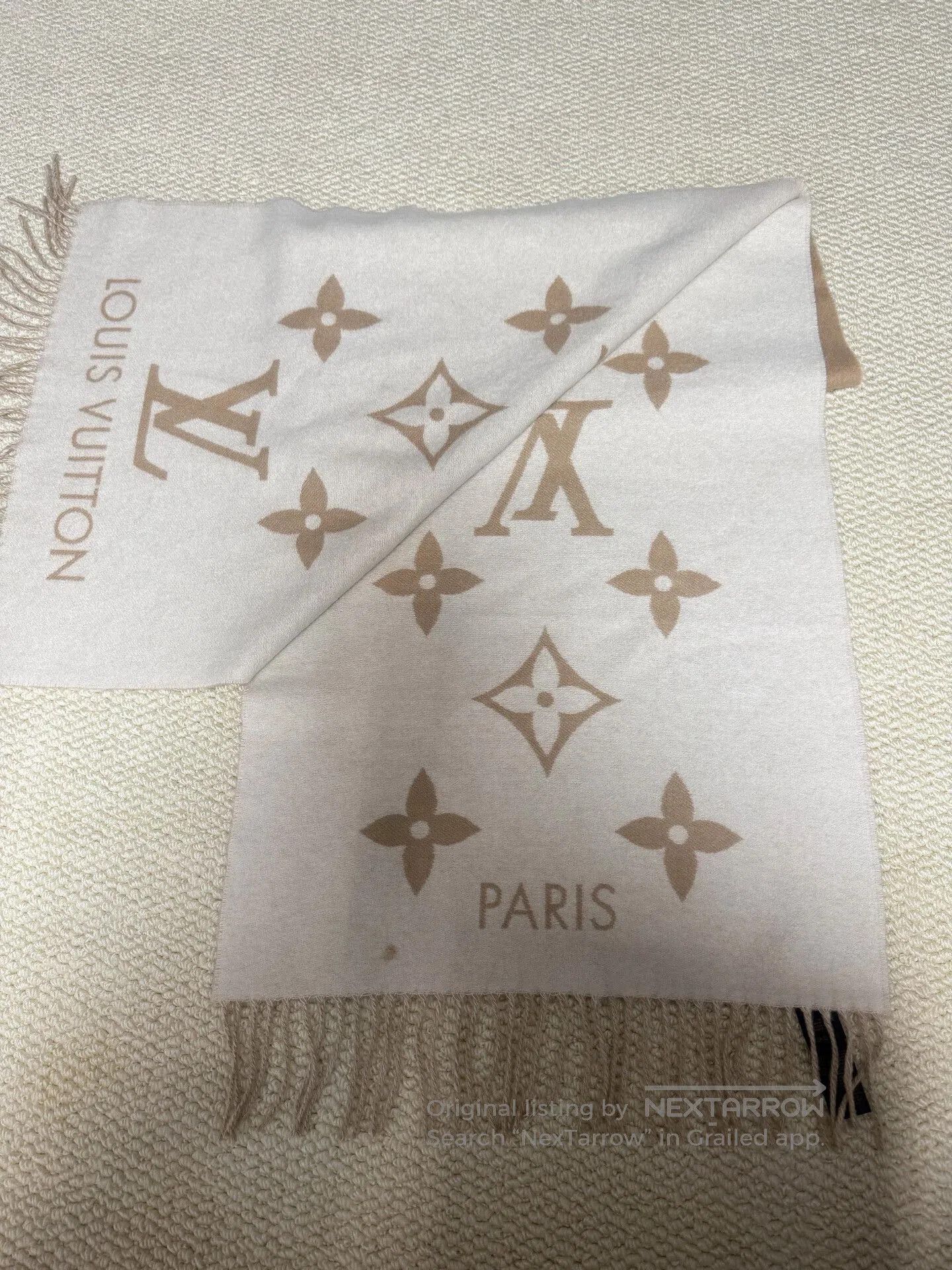 Louis Vuitton LV Cashmere Printed Shawl Scarf. Size ONE SIZE - 2 Thumbnail