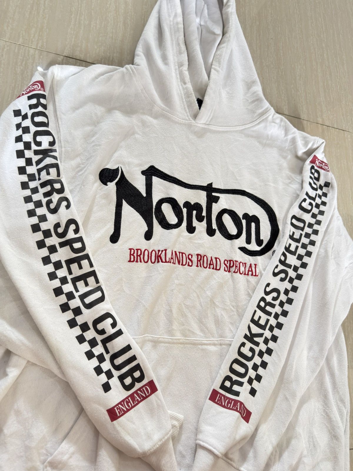 Norton Norton Vintage King Of Motorcyle England Authentic Hoodie Size US XL / EU 56 / 4 - 2 Thumbnail