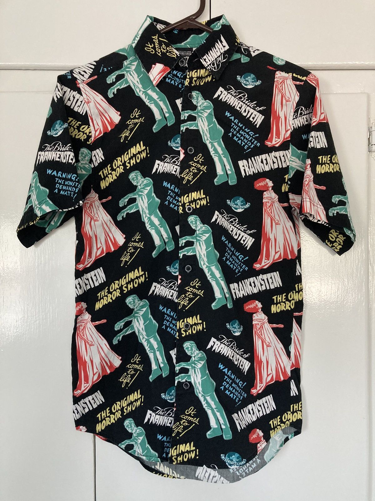 Universal Studios UNIVERSAL MONSTERS BUTTON SHIRT BRIDE OF FRANKENSTEIN HORROR Size US S / EU 44-46 / 1 - 1 Thumbnail