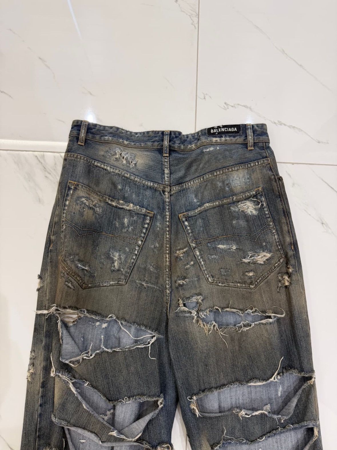 Balenciaga Balenciaga Super Destroyed Jeans Size US 31 - 4 Thumbnail