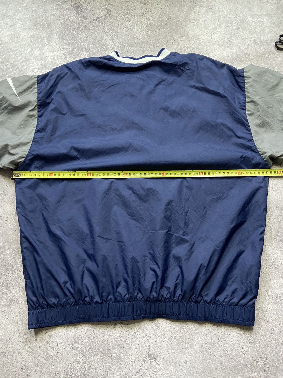 Nike Vintage y2k Nike Nylon Sweatshirt 90s Big Logo Size US L / EU 52-54 / 3 - 8 Thumbnail