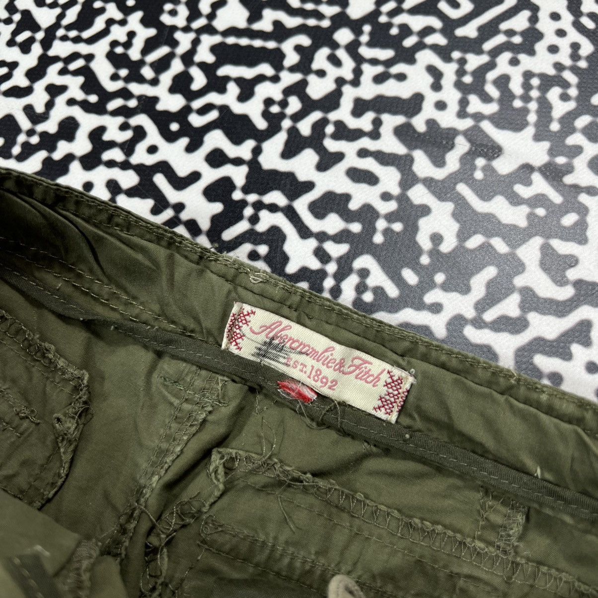 Abercrombie & Fitch Vintage Y2K Abercrombie Fitch Cargo Utility Style Skirt Size 26" / US 2 / IT 38 - 13 Thumbnail