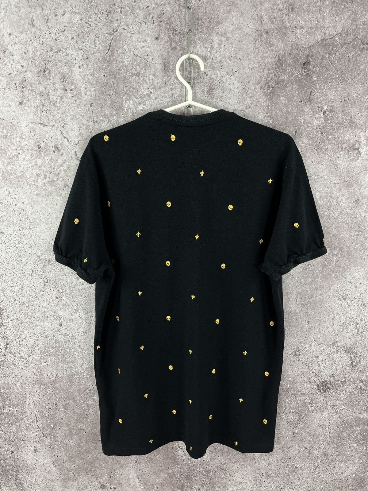 Designer × The Kooples The Kooples T-Shirt 2Button Round Neck Style Black Size L Size US L / EU 52-54 / 3 - 7 Thumbnail