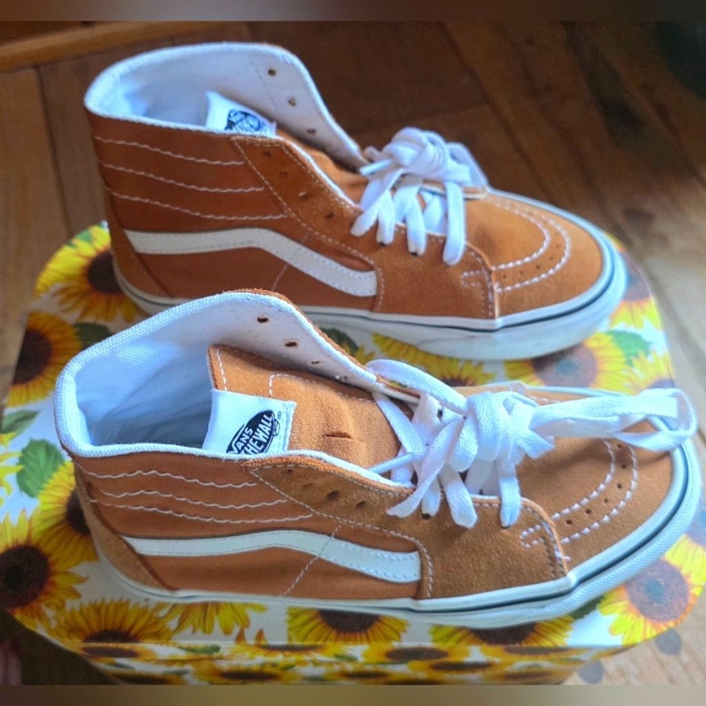 Vans Vans Tan and White High-Top Sneakers with Signature Stripe Size US 6 / IT 36 - 4 Thumbnail