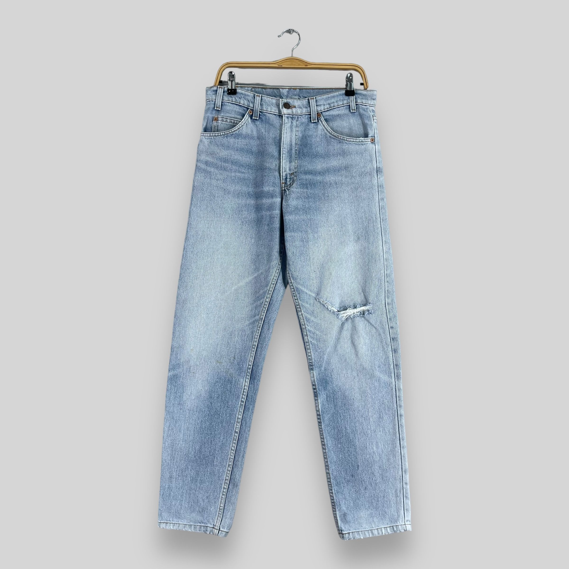 Levi's × Vintage Size 32 Vintage Levis 550 Distressed Knee Ripped Jeans Size 32" / US 10 / IT 46 - 1 Thumbnail