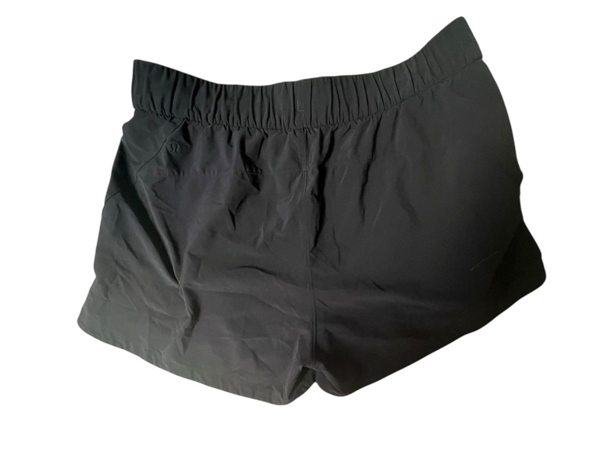 Lululemon Lululemon Shorts Womens 6 Running Size 28" / US 6 / IT 42 - 3 Thumbnail