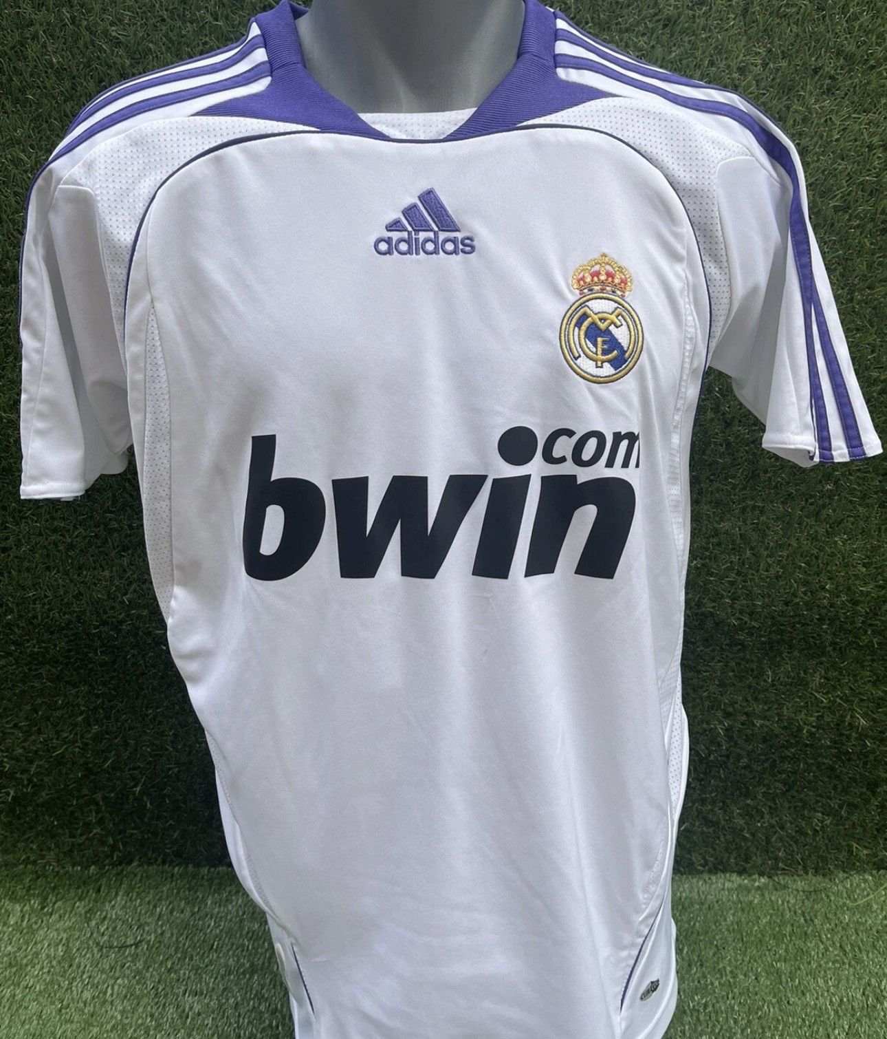 Adidas Jersey cannavaro real madrid Size US S / EU 44-46 / 1 - 2 Thumbnail