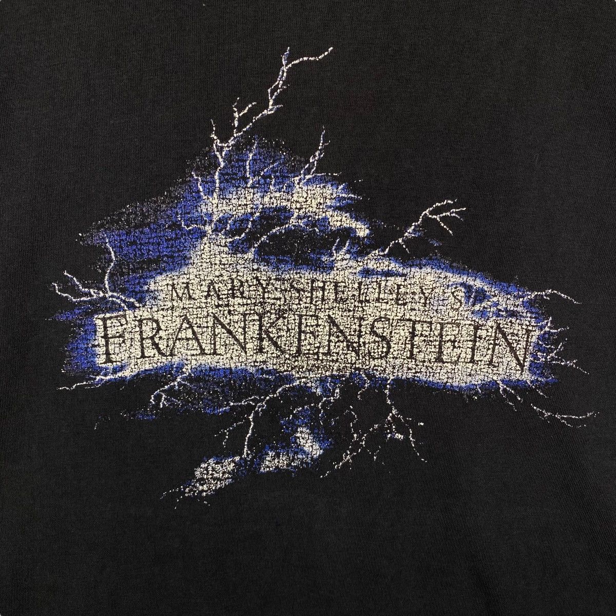 Vintage Vintage FRANKENSTEIN A Novel By Mary Shelly Faded Graphic Size ONE SIZE - 2 Thumbnail