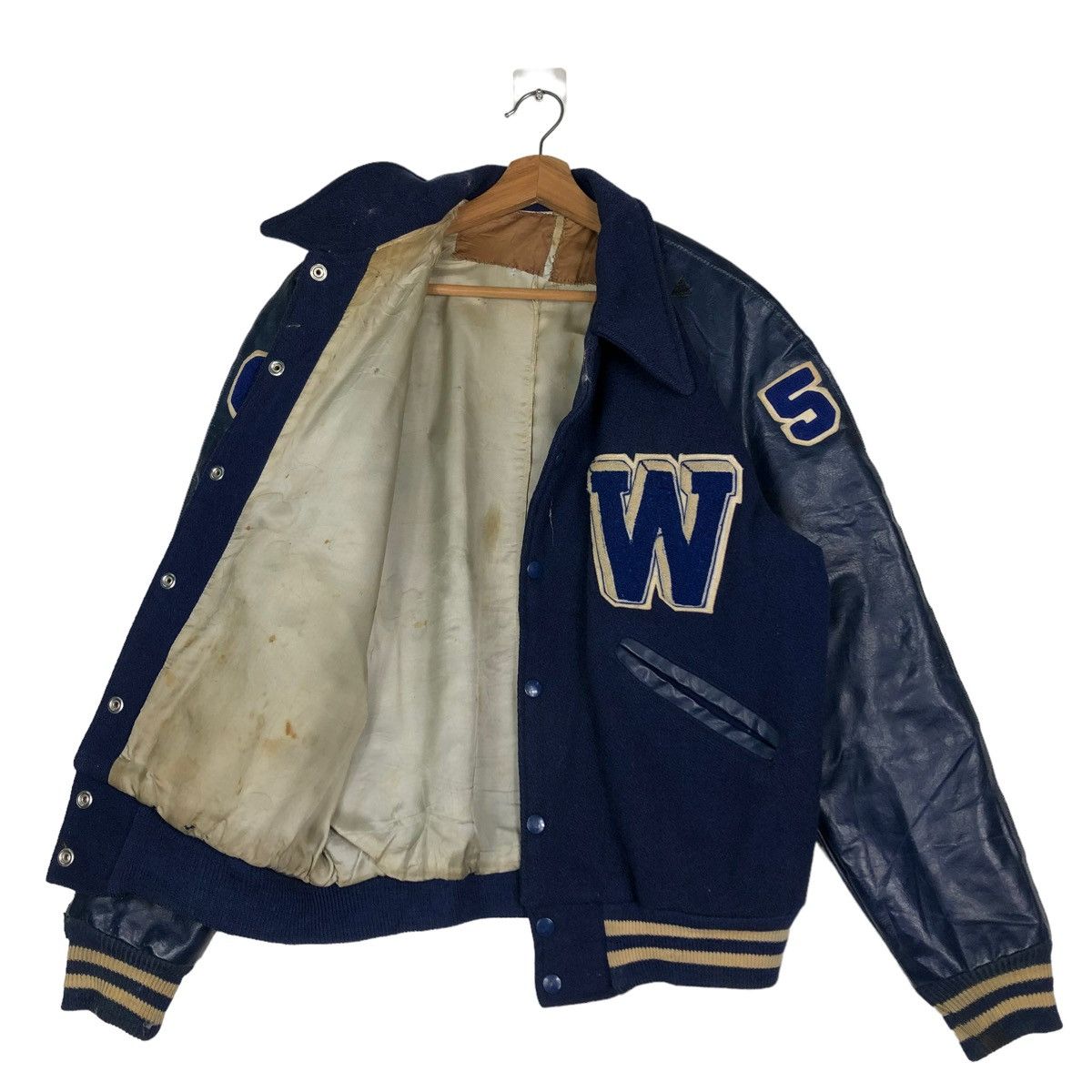 Toyo Enterprises VINTAGE LEATHER VARSITY JACKET JUMPER BIG LOGO USA Size US M / EU 48-50 / 2 - 11 Thumbnail