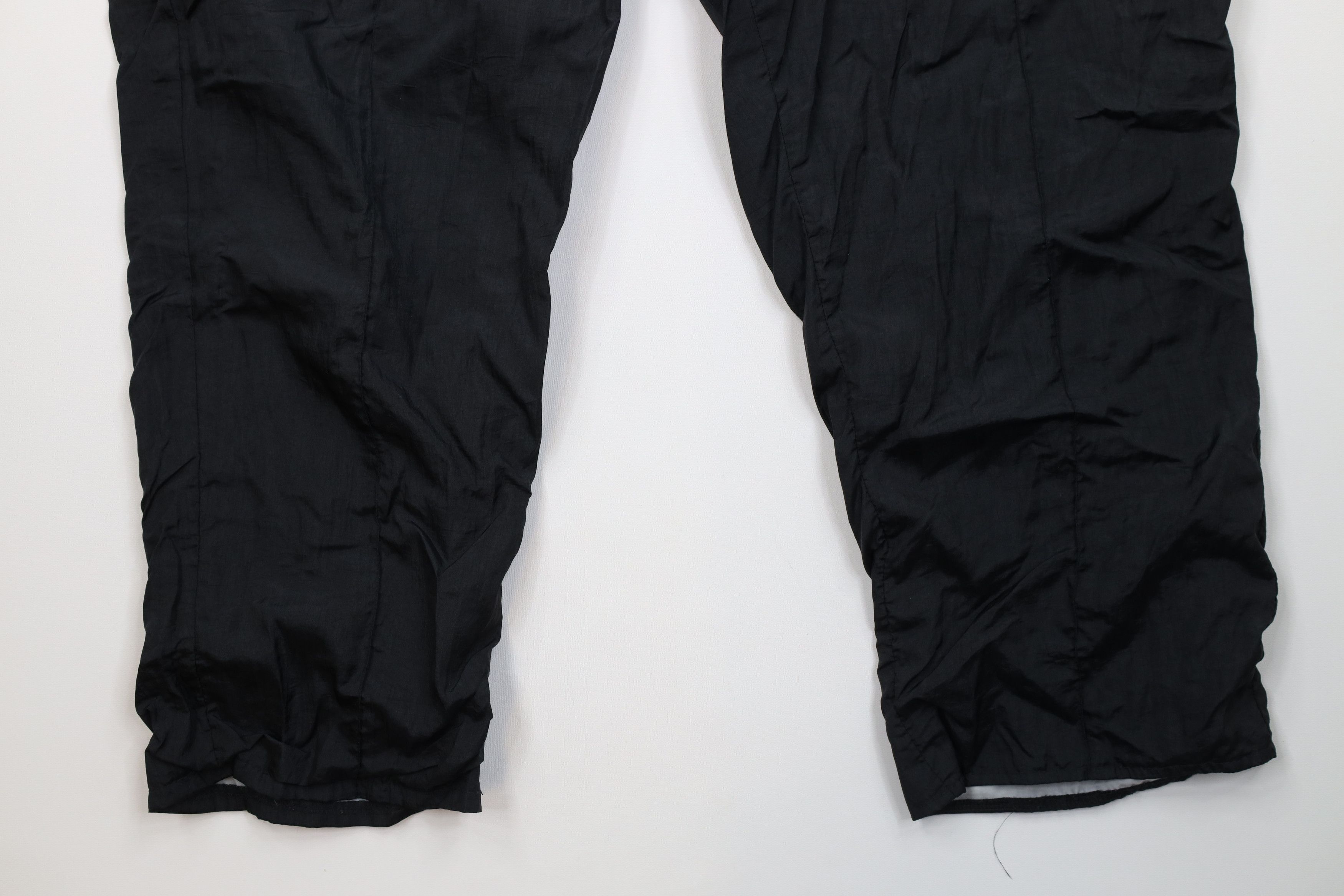 Vintage Vintage 90s Streetwear Wide Leg Windbreaker Pants Black Size US 38 / EU 54 - 4 Thumbnail