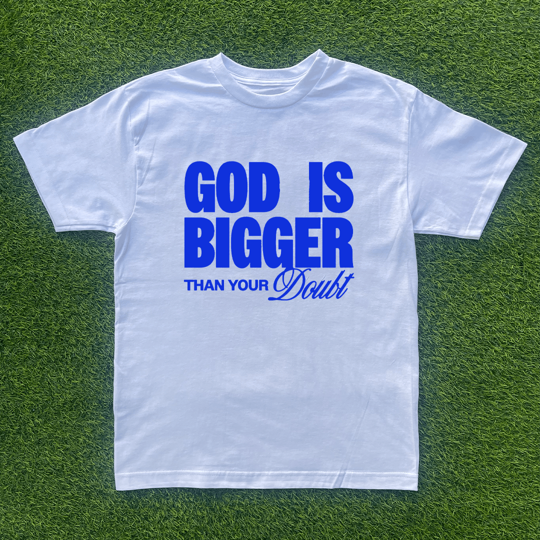 Vintage GOD IS BIGGER THAN YOUR DOUBT TSHIRT Size US XL / EU 56 / 4 - 1 Preview