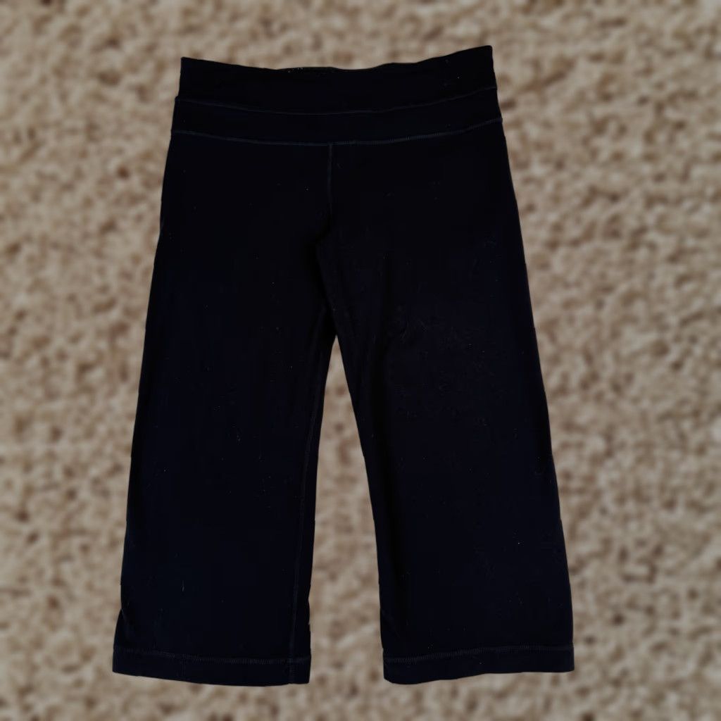 Lululemon Lululemon Pants Women 6 Black Wide-Leg Cropped 18" Inseam Yoga Casual Gym Luxtreme Pockets Zip Pocket Size 28" / US 6 / IT 42 - 1 Thumbnail