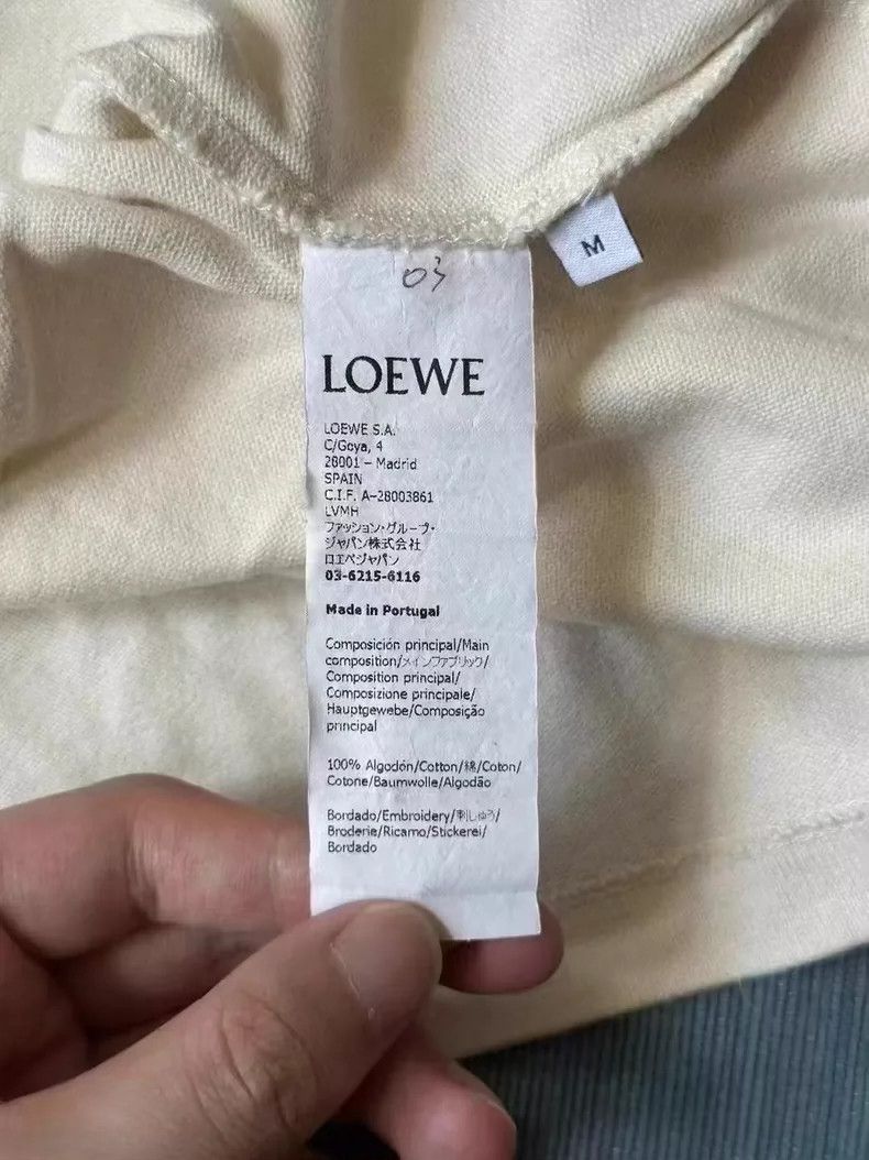 Loewe loewe Beige short sleeves 2505-Nextarrow Size US M / EU 48-50 / 2 - 3 Thumbnail