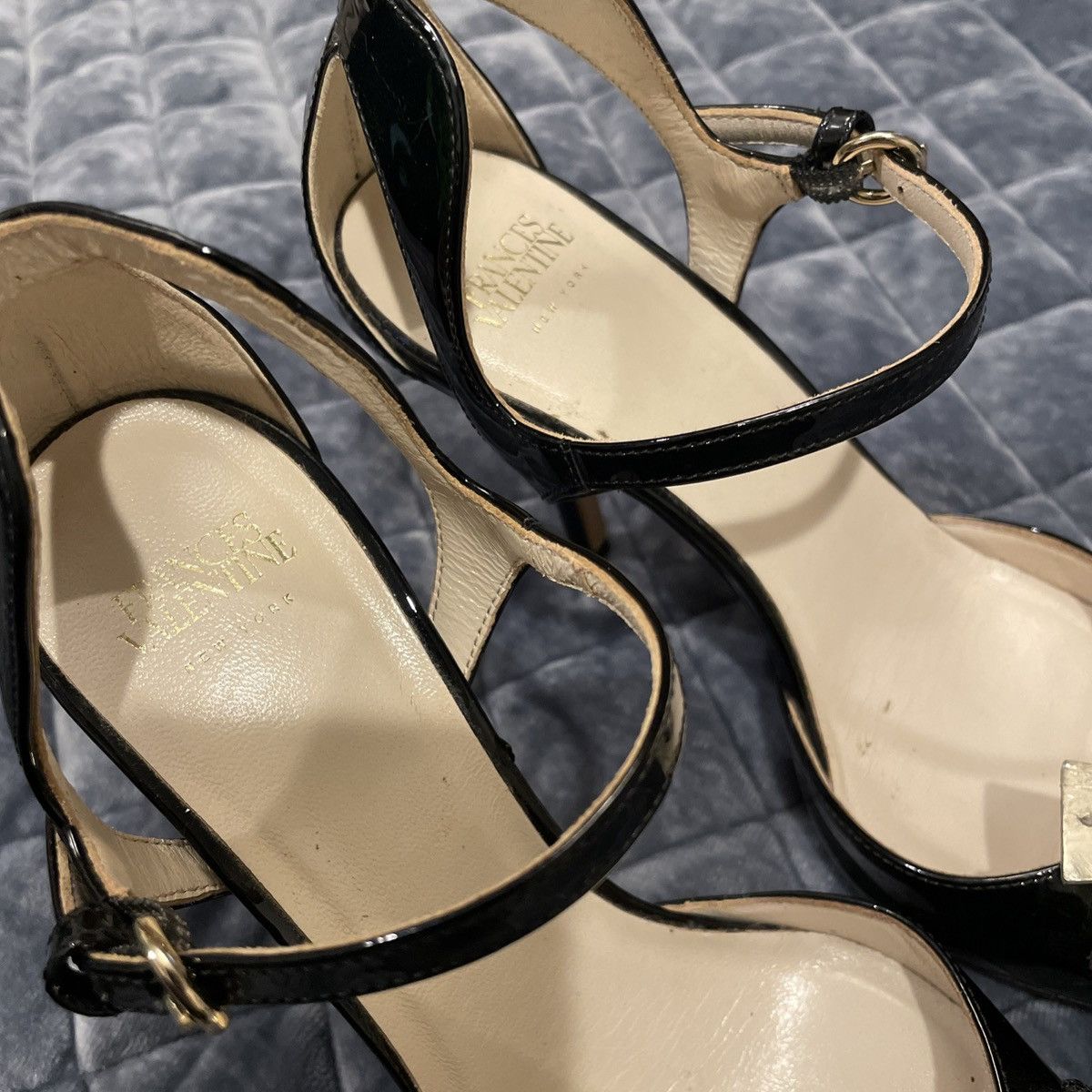 Other Frances Valentine Patent LeatherAbstract D’Orsay Pumps Size US 6 / IT 36 - 7 Thumbnail