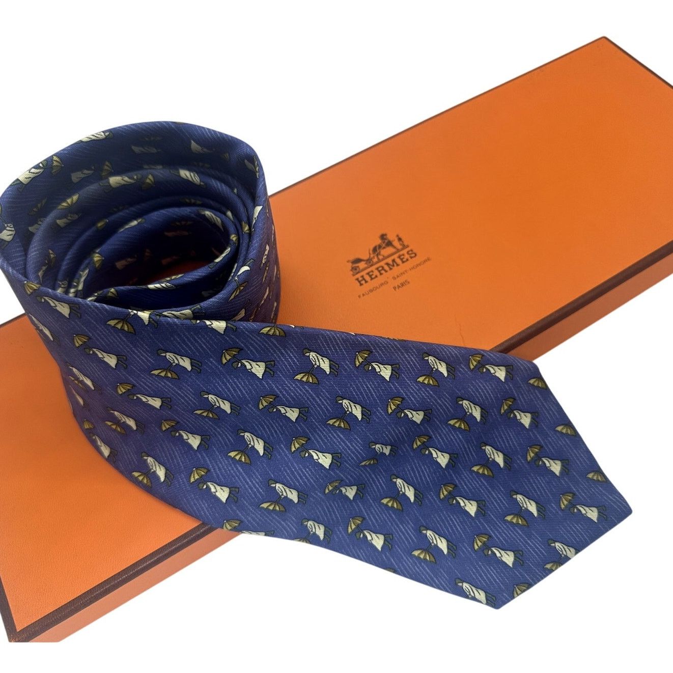 Hermes Tie - 100% Silk w Box Dry clean only Made in France