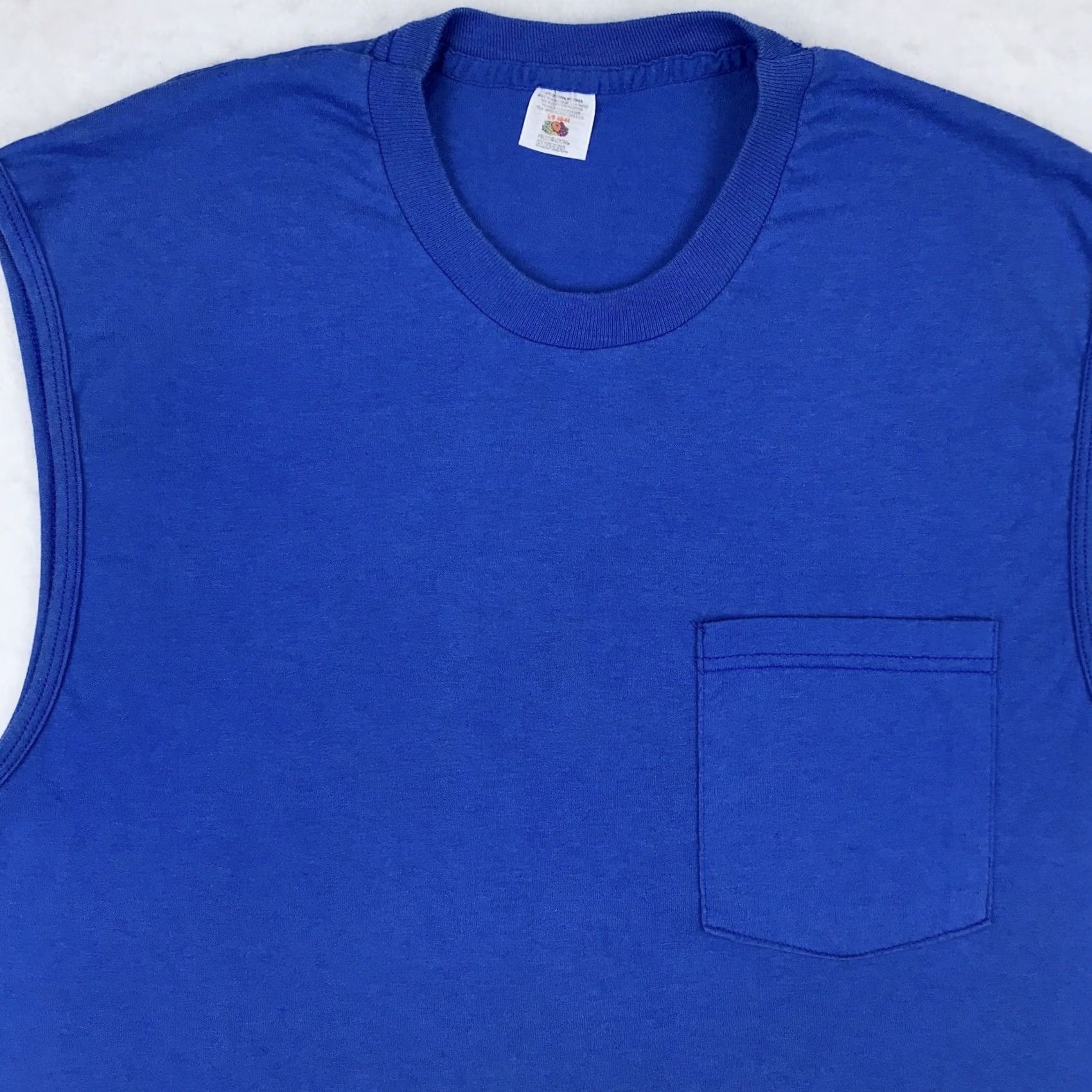 Fruit Of The Loom VINTAGE fruit of the loom T-Shirt Men XS? Size US M / EU 48-50 / 2 - 5 Thumbnail