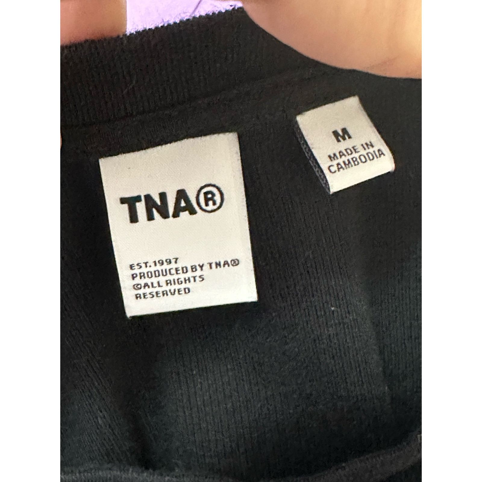 TNA TNA black short sleeves crop fitted T shirt size Medium Size M / US 6-8 / IT 42-44 - 3 Thumbnail